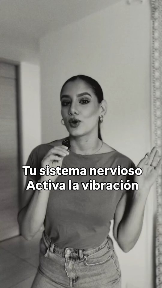 👉 “¿Qué pasa cuando tu cuerpo decide soltar lo que tu mente no puede?”
Lo que parece temblor o vibración, en realidad es tu sistema nervioso liberando cargas guardadas.
Aquí no obligas a tu cuerpo a sanar: lo dejas hablar en su propio idioma.
💫 La calma que buscabas llega cuando sueltas de verdad.
👉 Escríbeme y agenda tu sesión de Terapia Neurocorporal
#reiki #TerapiaNeurocorporal #vibracioncorporal