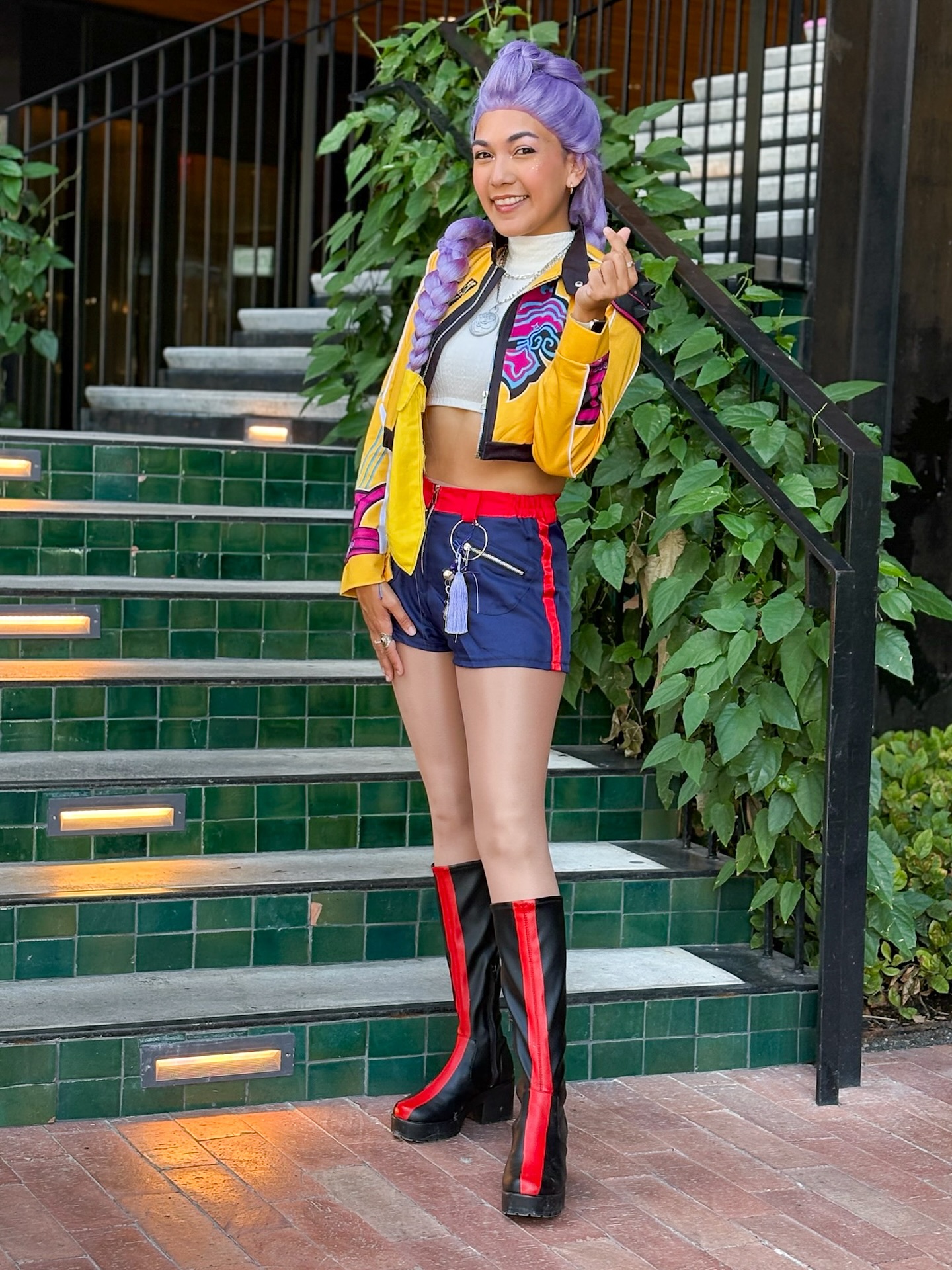 Meet our most highly requested character!! 🤩🎤💜💛
Rumi had so much fun meeting all her fans at Storytime! She is SO popular and booking quickly! Make sure to book early for all your KPop parties!! 🎉
.
.
.
#fairestofallparties #kpopdemonhunters #rumi #rumicosplay #kpopparty #houstonkidsparty #houstoncharacters #houstonparties #houstonpartyplanner #houstonmoms #kingwoodmoms #cypressmomsnetwork #westuniversitymoms #houstonheights #riveroakshouston