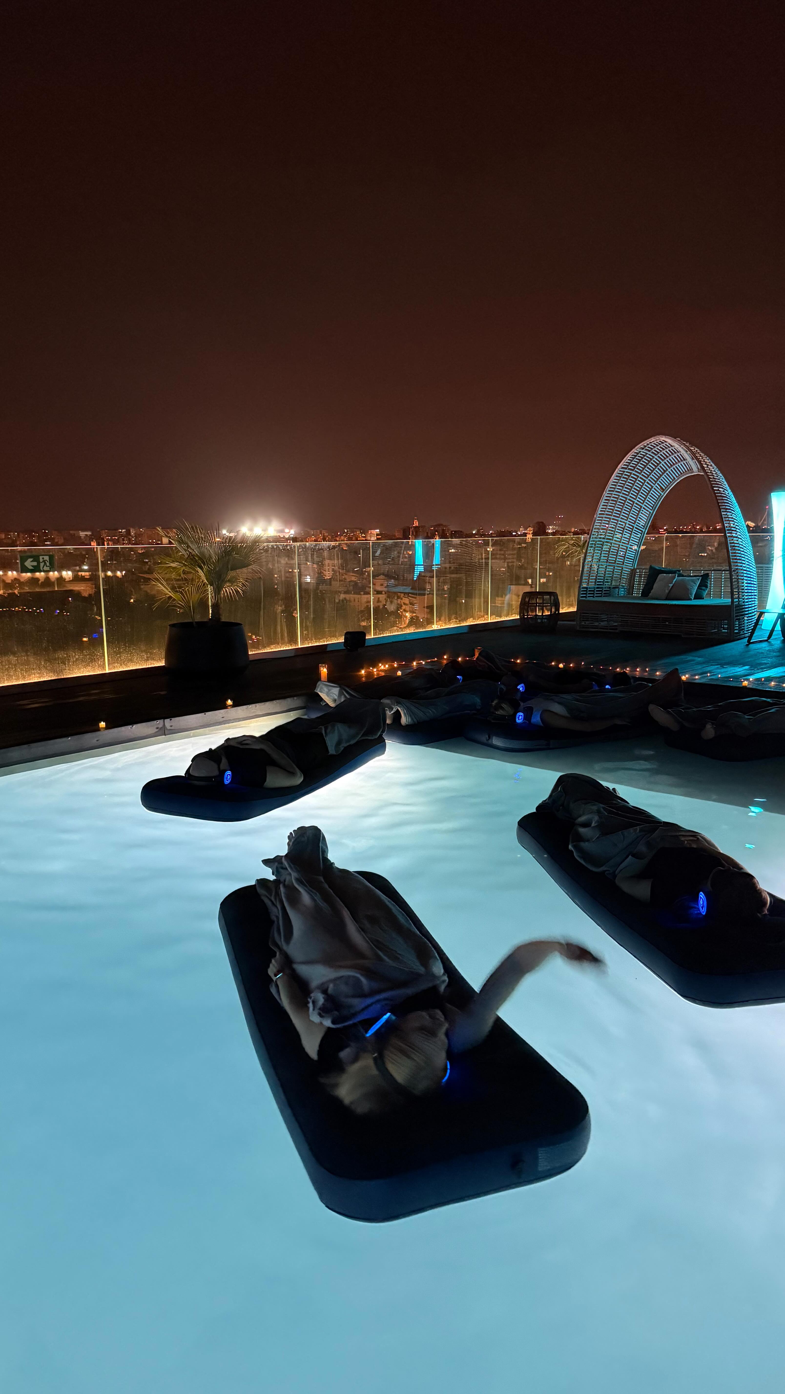 Fuimos el cielo de una noche diferente ✨
Respiración consciente, meditación guiada y conexión plena gracias a @sync.socialclub 🧘🏽♀️