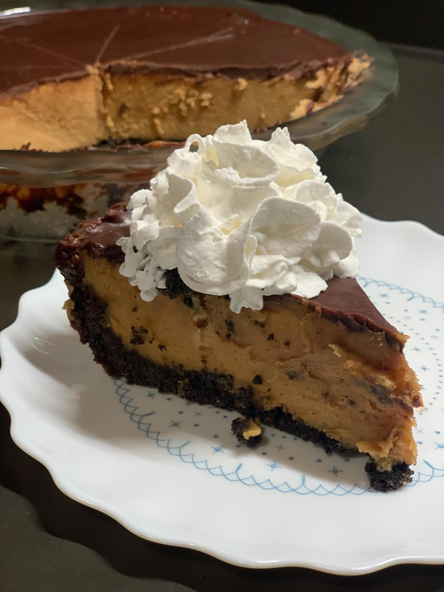 Peanut butter Pie with chocolate ganache is available today and tomorrow. YUM!!!
.
.
#peanutbutter #peanutbutterlover #delicious #indulge #chocolate #pie #local