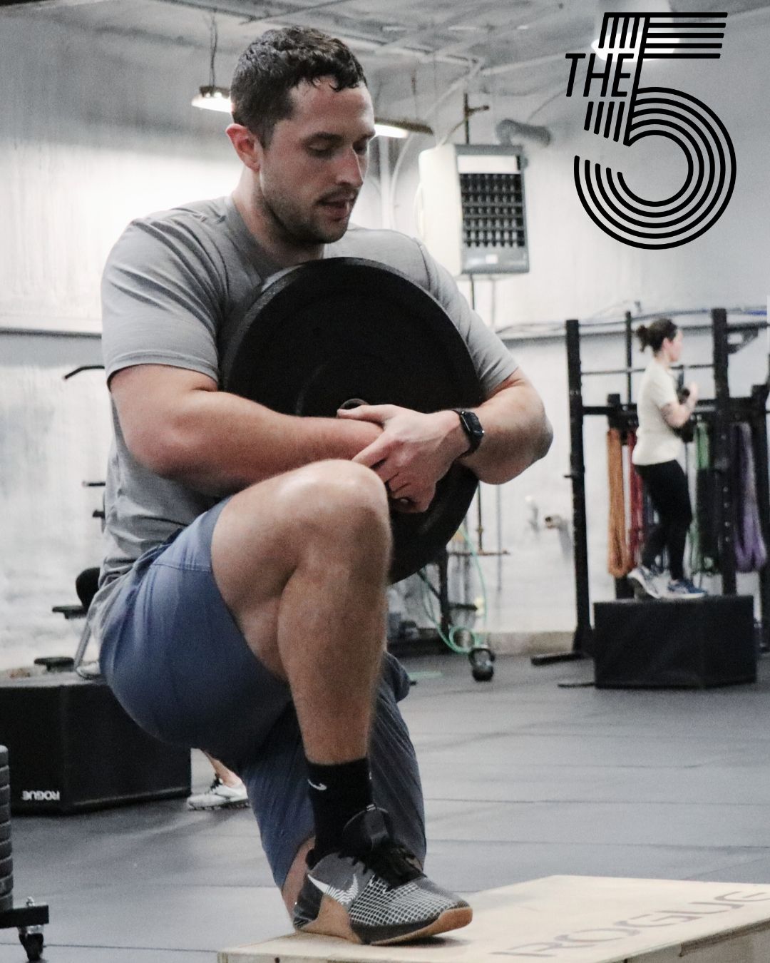 Attention to Detail 🔭 One of the most liberating feelings is allowing yourself to be a student again..
_________
Class is in session! 👩🏫 | #InPursuit
__________
Teach / Connect / Grow
==============
Join us..2 Weeks of Unlimited Classes for $20
🎟: (Link in Bio)
#fitness #coaching #gym #health #roc #585 #strength #conditioning #yoga #teach #connect #grow #thisisroc #roctopshots #irondequoit #trainer #Westside #Inspo #FitFam #GPP #deadlift #squat #Bench #snatch #clean #running