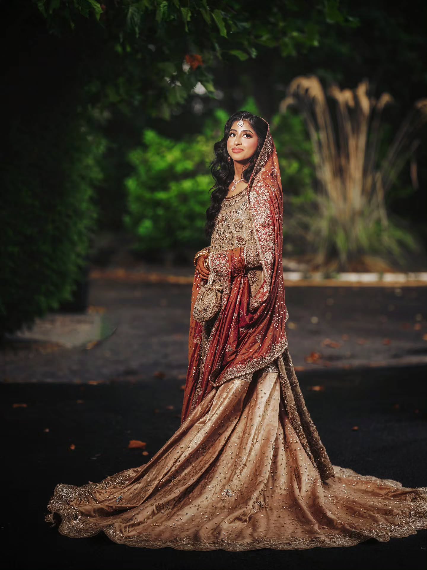 "The walima bride"
Congratulations. May Allah swt bestow his blessings upon you Aameen
Photography @creativecapturesuk
Cinematography @creativecapturesuk
#photography #igers #photooftheday #picoftheday #photographylife #photographs #instareels #instagood #instadaily #bridalmakeup #bridaldress #bridalinspiration #weddingphotography #weddingcinematography #pakistanibride #pakistanistreetstyle #bride #groom #pakistanifashion #couplegoals #weddingmakeup #jewellery #portait #couple #wedding #reels #walima #2025