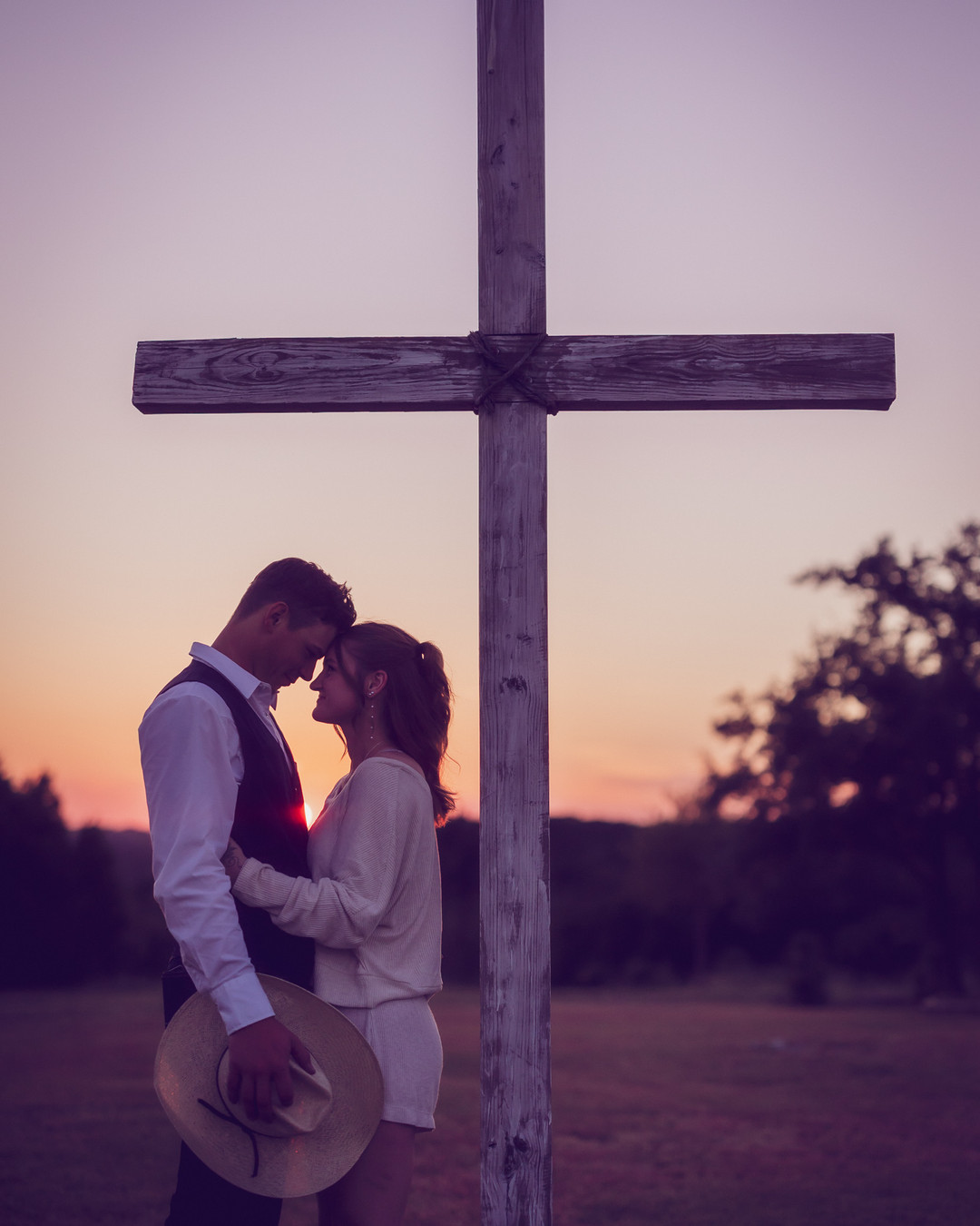 Excited to share the magical wedding day of Jenna & RJ at the breathtaking Monarch Meadow Farms in Glen Rose, Texas! 🌟 Here at House of Light Photography, capturing your unposed, authentic moments is what we're all about. With a perfect blend of vibrant artistry and heartwarming emotions, we ensure your memories are as unforgettable as your love story. 💑❤️
Dreaming of timeless wedding photos and cinematic 4K videos that reflect your unique bond? 🎥 Don’t wait—check out this feature on our website for a glimpse into Jenna & RJ’s special day, and imagine yours just as beautifully captured. ✨
#MonarchMeadowWeddings #DFWWeddings #WeddingPhotography #UnposedElegance #TexasLove