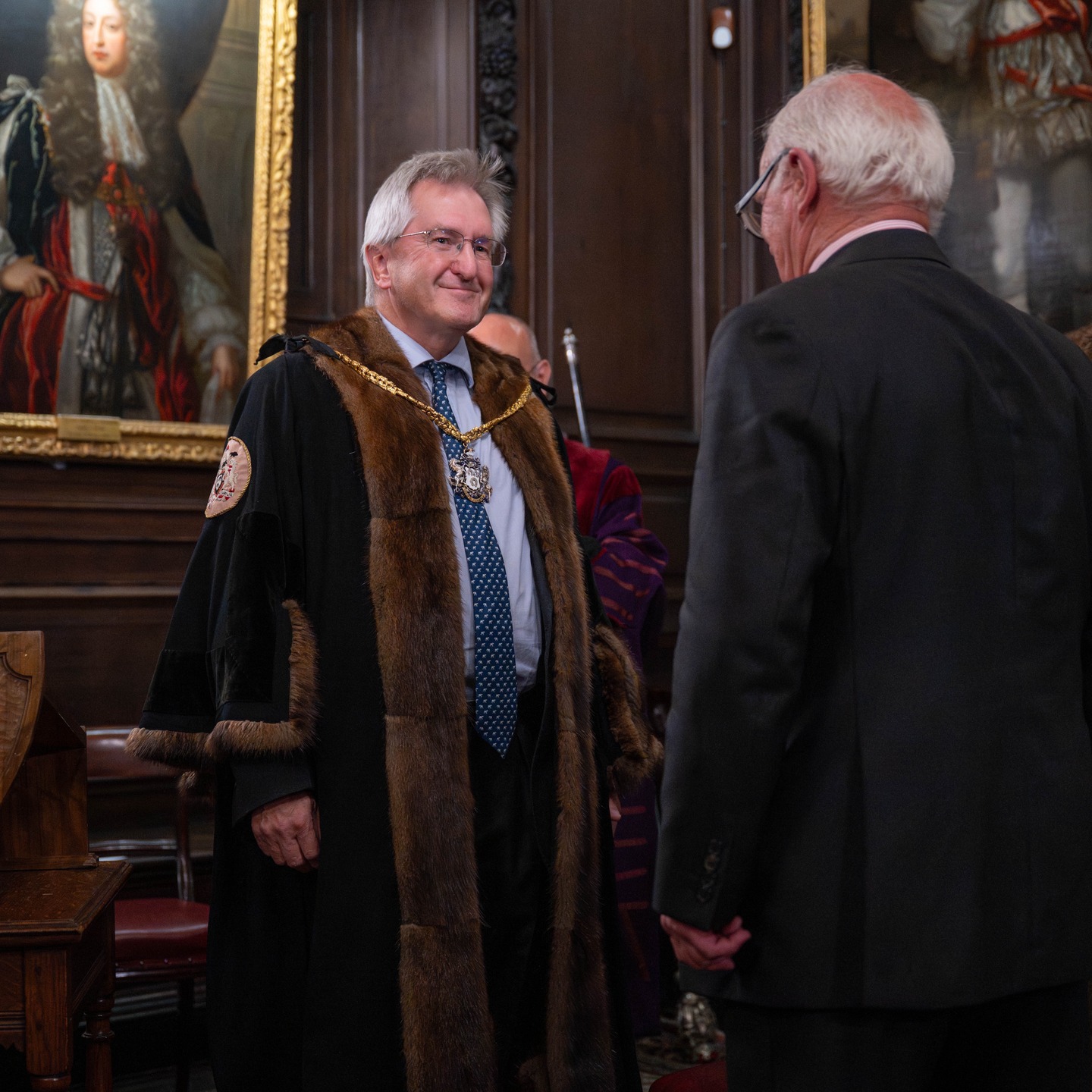 Yesterday the @worshipful_company_of_farriers gathered for the Installation of the new Master, John Cowper-Coles, at the magnificent Vintners’ Hall, followed by the Installation Service @stjamesgarlickhythe.
During the ceremony, the Farrier’s Tool was presented to the new Master, a visible sign of the Craft’s trust in the Mastership of the Company.
In his address, the Master set out his theme for the year, Camaraderie, Communication and Commitment — three guiding principles drawn from the Company's Coat of Arms.
We look forward to the year ahead under his leadership, confident that these values will help our Company continue to flourish. With thanks to @samlanephotography #WorshipfulCompanyOfFarriers
#Farriery
#LiveryCompany
#CityofLondon
#Tradition
