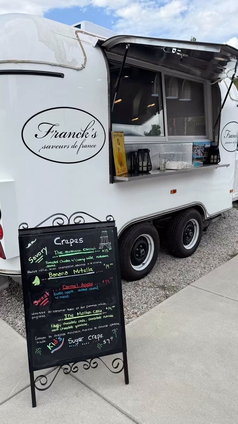 Come join use at SoHo park in Holladay from 5 pm until 8 pm for some sweet and savory crepes 🤩