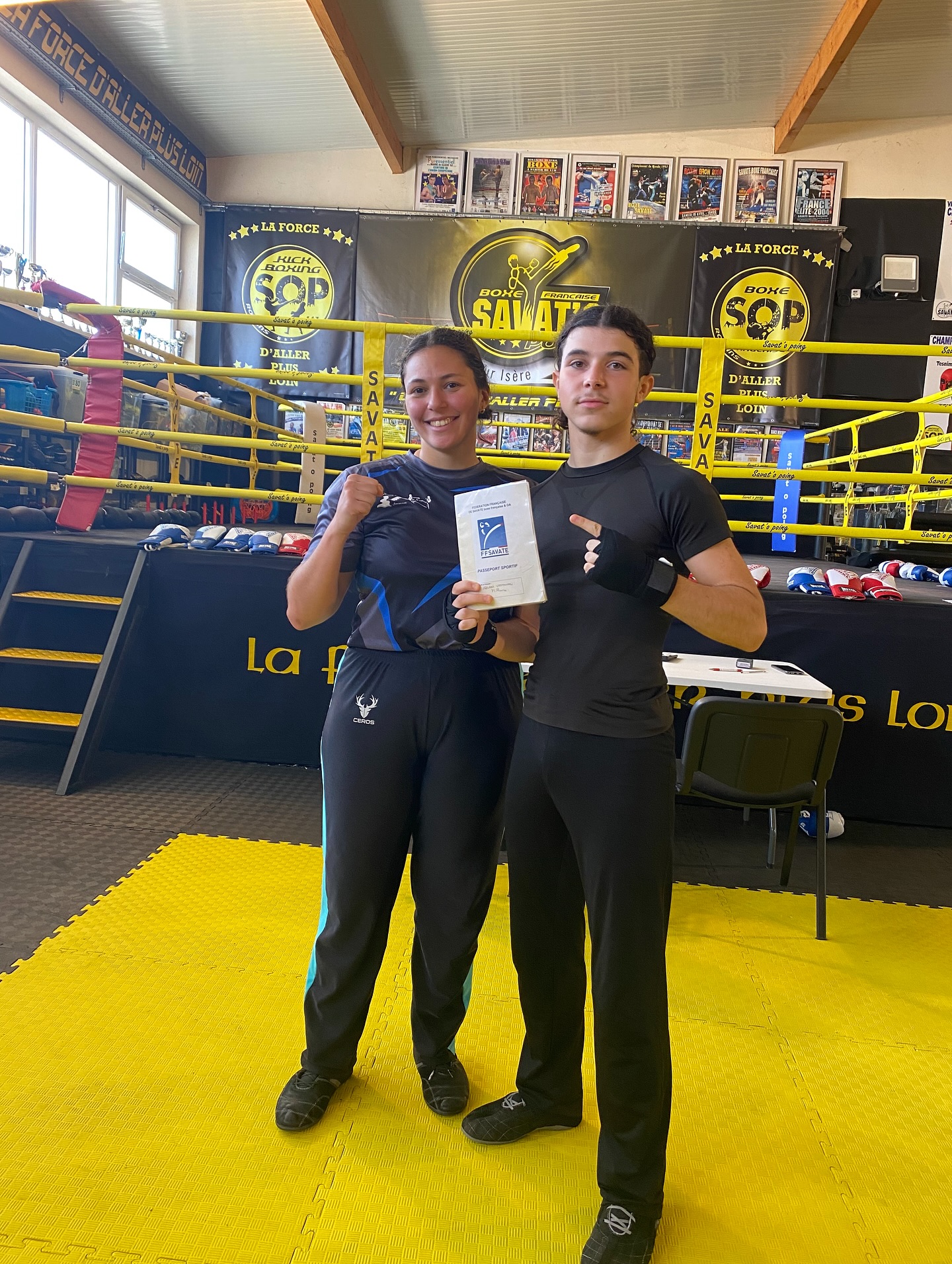 La saison commence bien pour le club. Gant jaune validé pour Milhane, et termine major de promotion. Cela lui ouvre les portes du championnat de France Premium Combat. Bravo à lui !