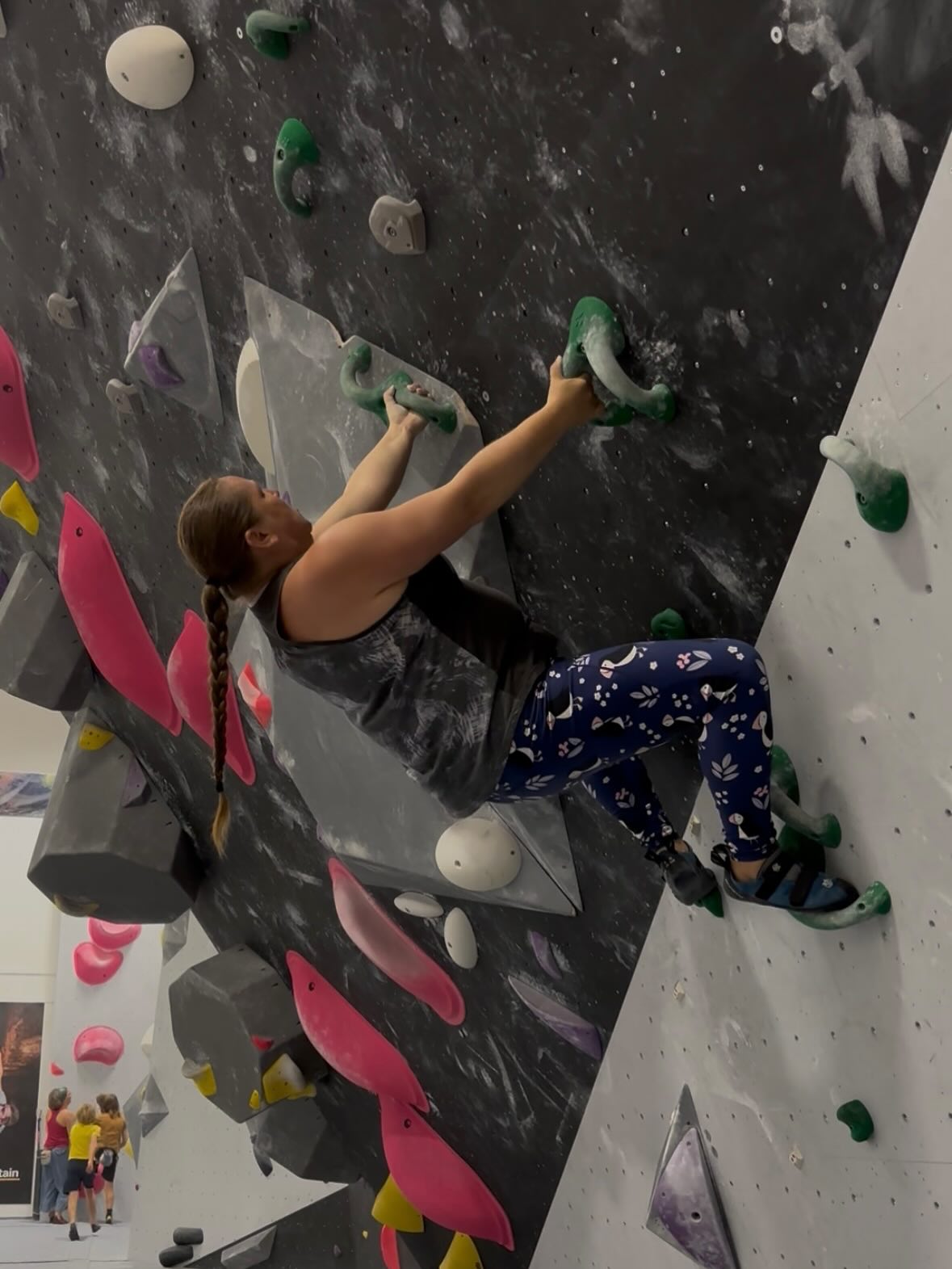 On a wet day there’s just one thing to do… get bouldering!
Fun day inside playing on the walls at @theledgeclimbinggym
#bouldering #rainyday #climbing #indoorclimbing