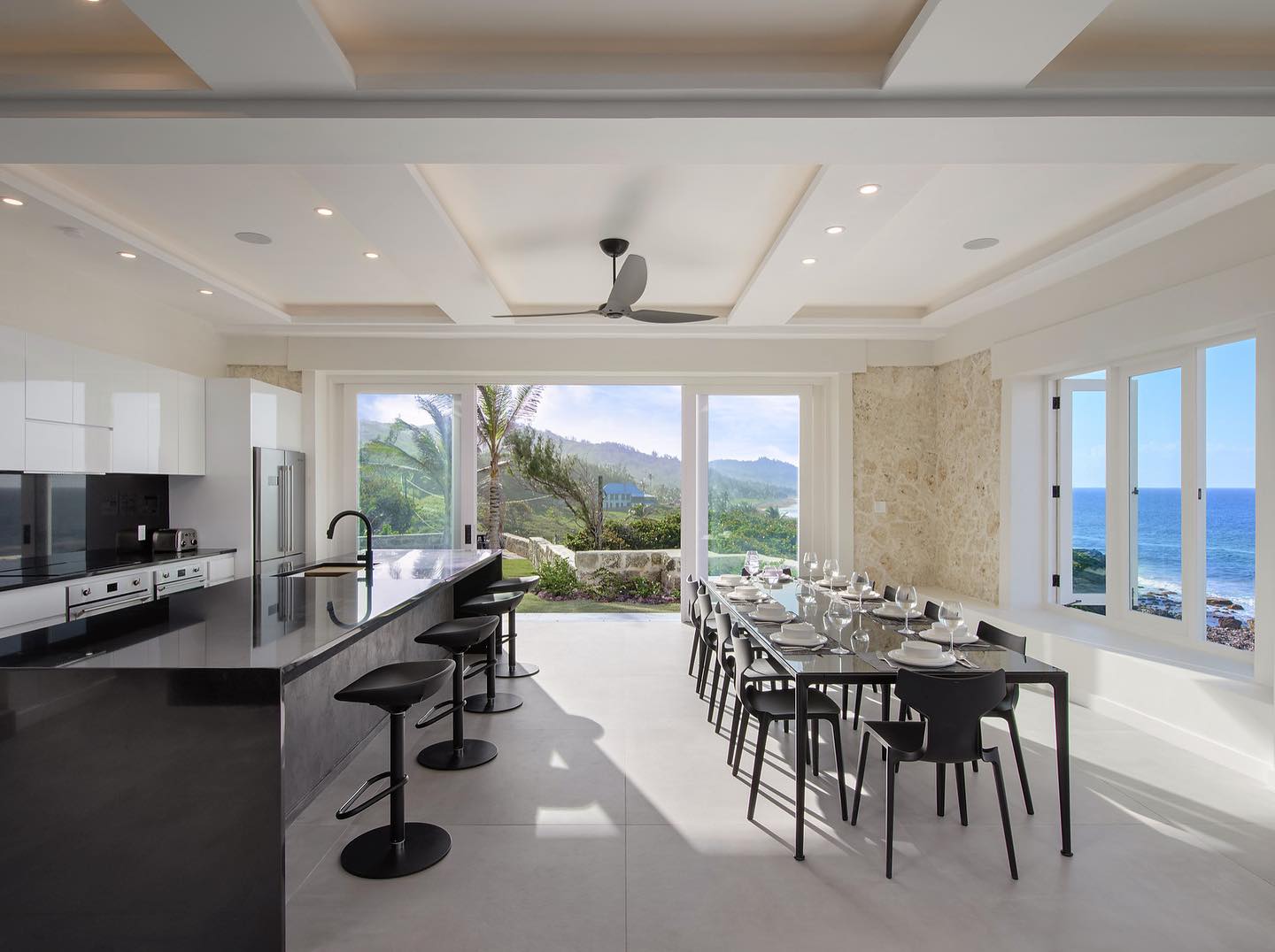 *sips glass of wine*
Architecture + Interior Design by GSA.
📷 @miketoy_barbados
#restoration
#architecture
#interiordesign
#barbados
#islandlife