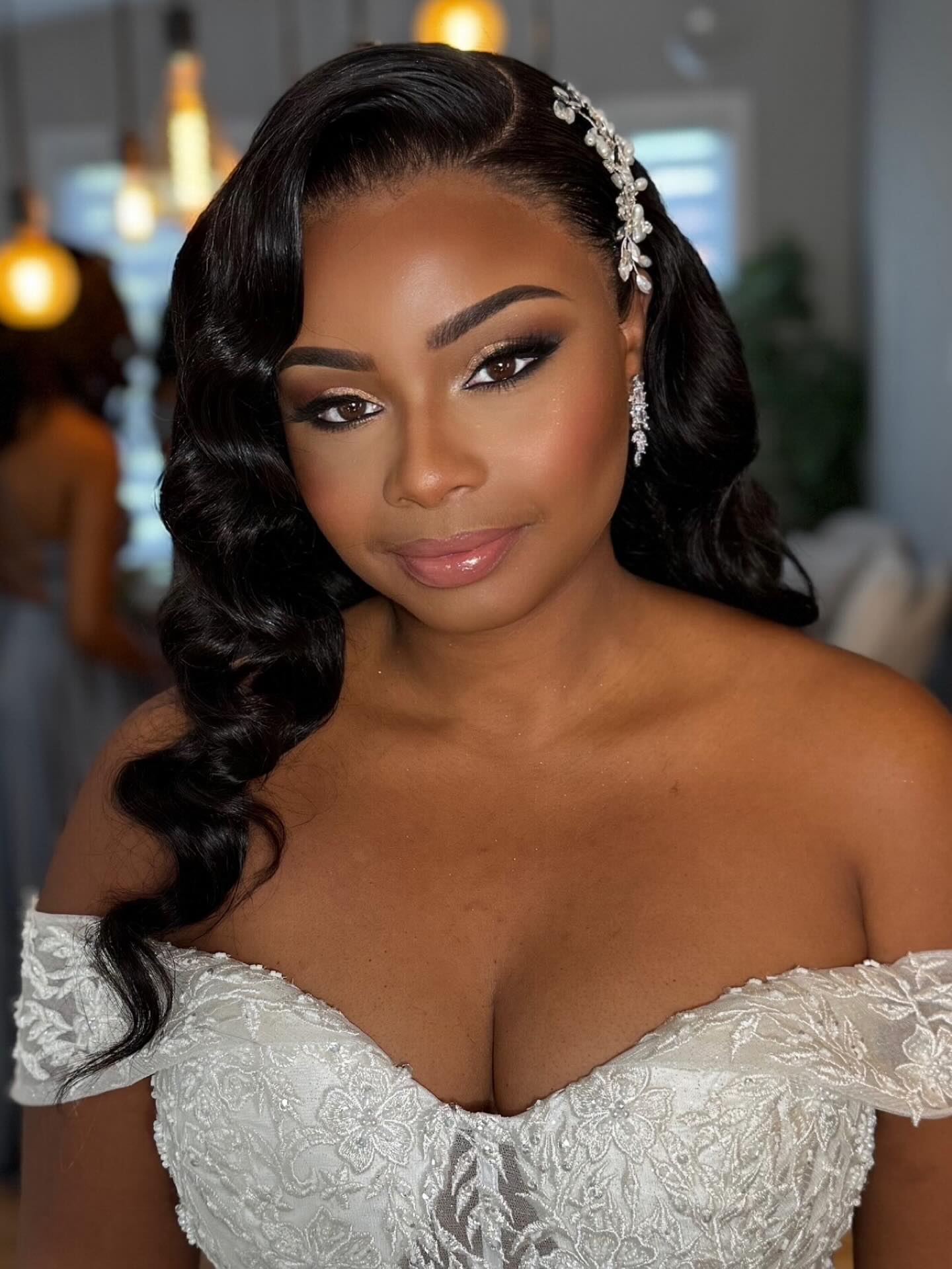 Bridal makeup on @lacoachenrose 🤍🤍
Book your makeup: www.envee-beauty.com
Hair: @glowinby_kavavi @kavavi_bridal
#bride #bridesmaids #weddingseason #weddingmontreal #bridalmakeup #weddingmakeup
#glow #makeup #makeupaddict #luxurymakeup #makeover #instaglam #mtl #montreal #patmcgrath #glammakeup #beauty #natashadenona #makeupartistworldwide #mua #makeupartist #dior #makeupforblackwomen #motd #bridalmakeupinspo