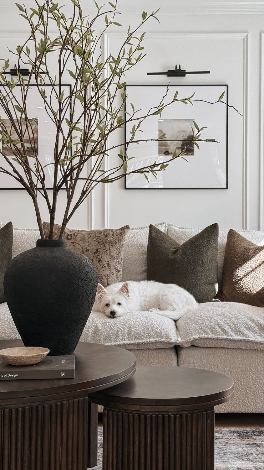 Come with me to H&M Home đď¸đ I took a little trip to Bluewater and couldnât resist their autumn collection. Think earthy tones, cosy textures, and timeless pieces that feel just right for the season. Which one is going straight on your wishlist? đ¤
My favourites had to be the room spray scents and the cosy throws â¨
______
#HMHome #HMHomeHaul #InteriorInspo #HomeStyle #HomeDecorLovers #InteriorGoals #ScandiStyle #NeutralDecor #InteriorInspiration #InteriorAndHome #HomeVibes #HomeTrends #InteriorLovers #InteriorDesignObsessed #DecorCrush #MyHomeVibe #InspoForTheHome #DesignLovers #HomeGoals #MinimalDecor #AestheticHome #HomeAesthetic #HouseToHome #MyInteriorStyle #DreamHomeVibes #ModernHomeDecor #HomeDetails #HomeObsessed #HomeStylingIdeas #HomeDecorTrend