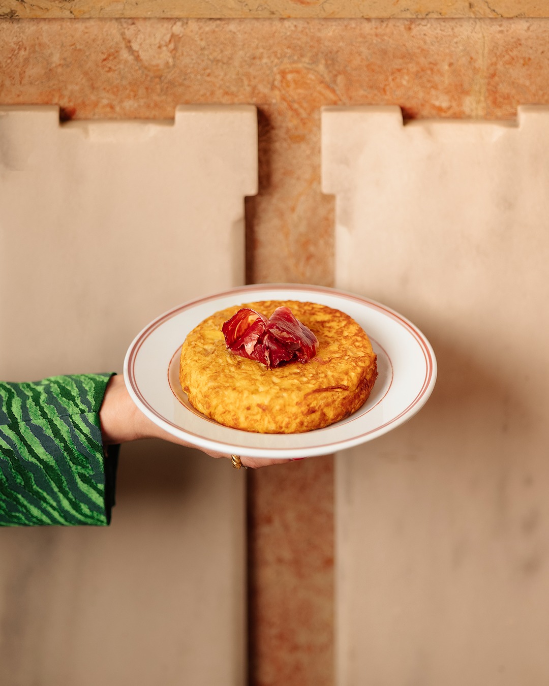 Tortilla de Patata con Paletilla Ibérica. ¡El clásico de los clásicos!