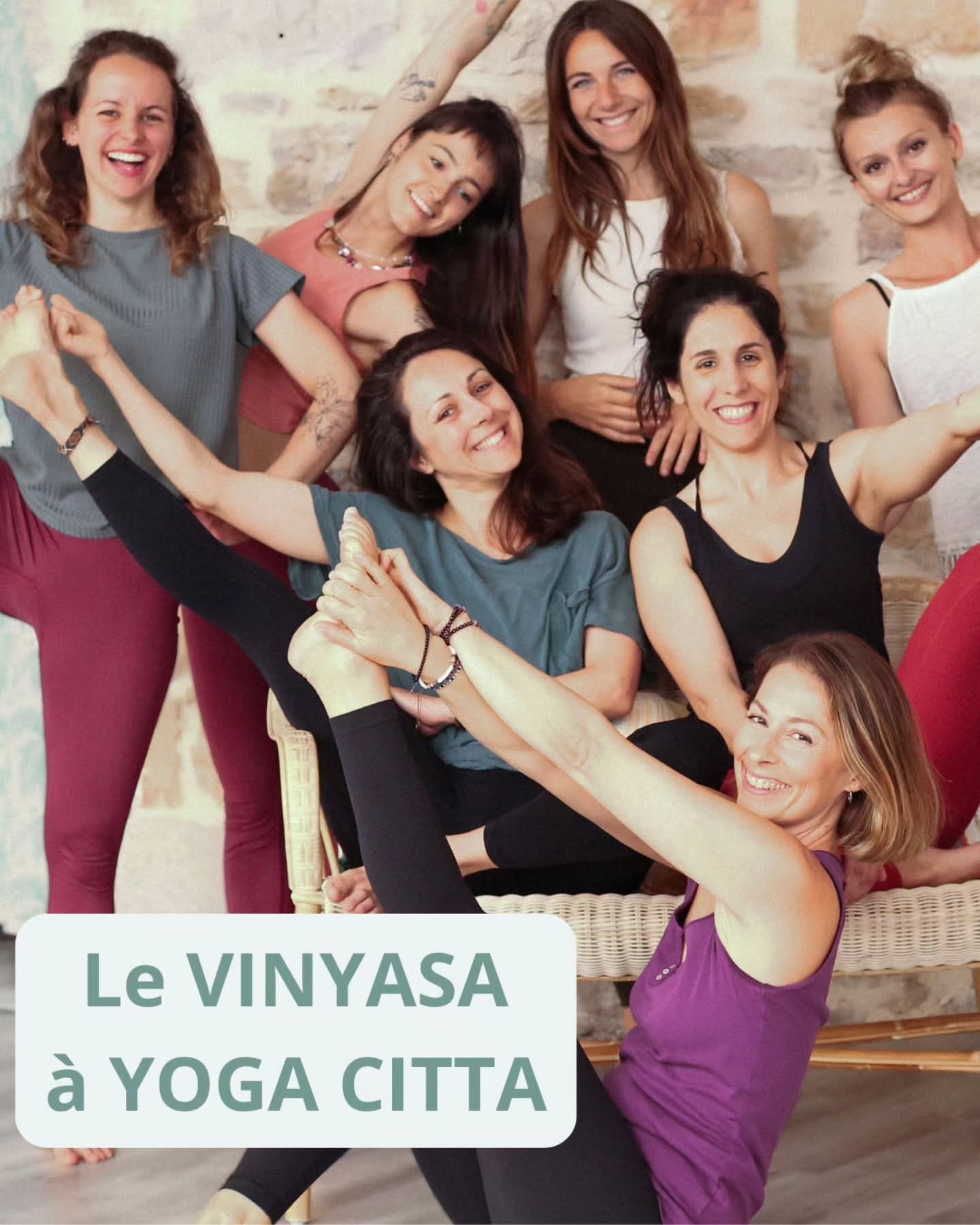 ✨️Une équipe de 8 profs qui enseignent le vinyasa à Yoga Citta: il y en a pour tous les goûts!
✨️Entre 1 et 2 cours de vinyasa par jour du lundi au dimanche
✨️A toutes heures: du matin (8h30 le vendredi, 10h le samedi, 11h le dimanche), le midi ou même tard (19h45 le mercredi et le jeudi)
✨️Viens tester un nouveau cours de vinyasa pour ensoleiller ta journée☀️
📸@lucilepescadere