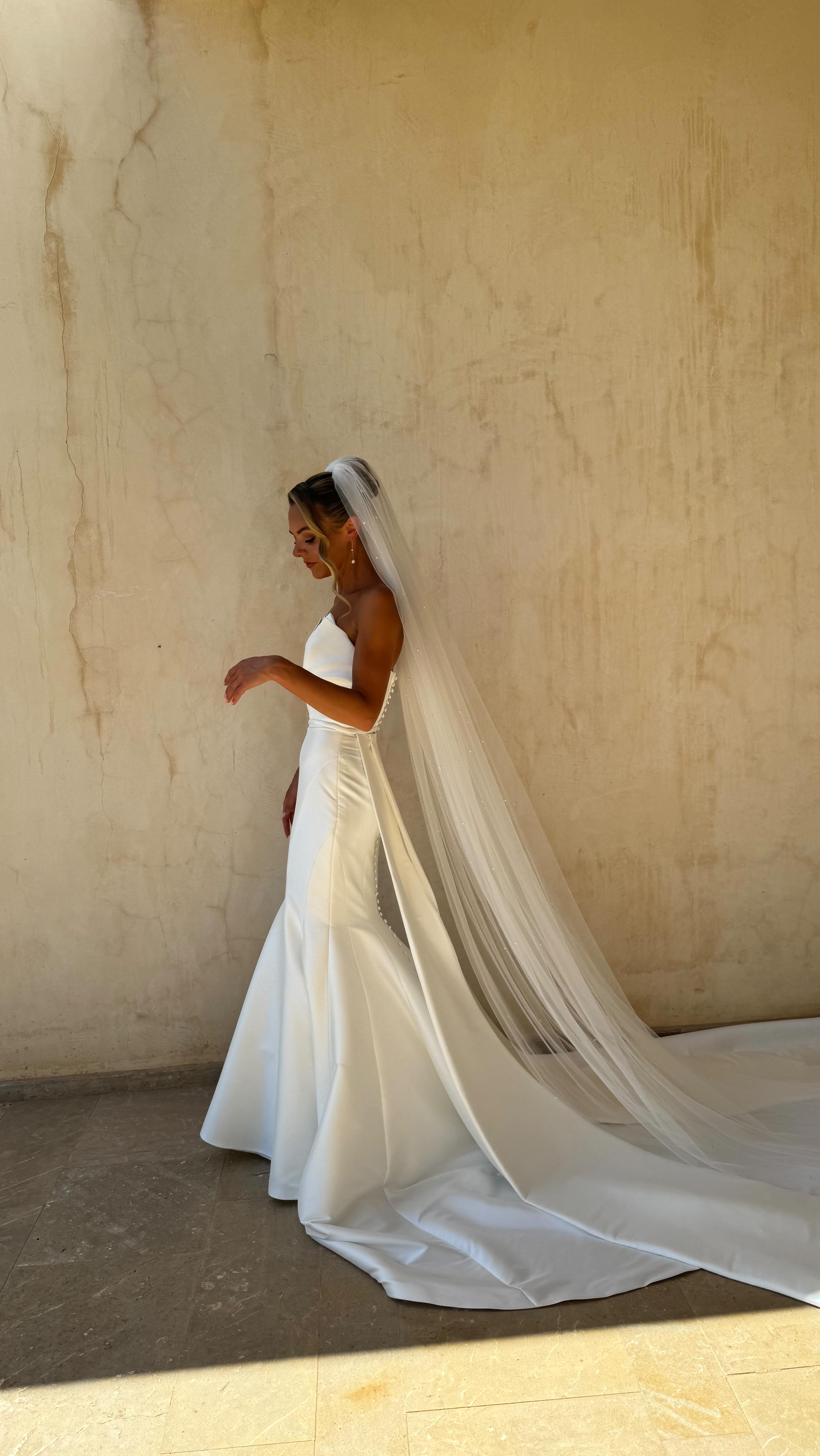 The finishing touches on the most special morning of your life 🕊️🫧🤍
Makeup @ljbmakeup
Hair @hairbyalexjade
Venue @xerecaibiza
Content filmed by @omicreativeibiza & put together by @forevermorecontent
🫶🏻