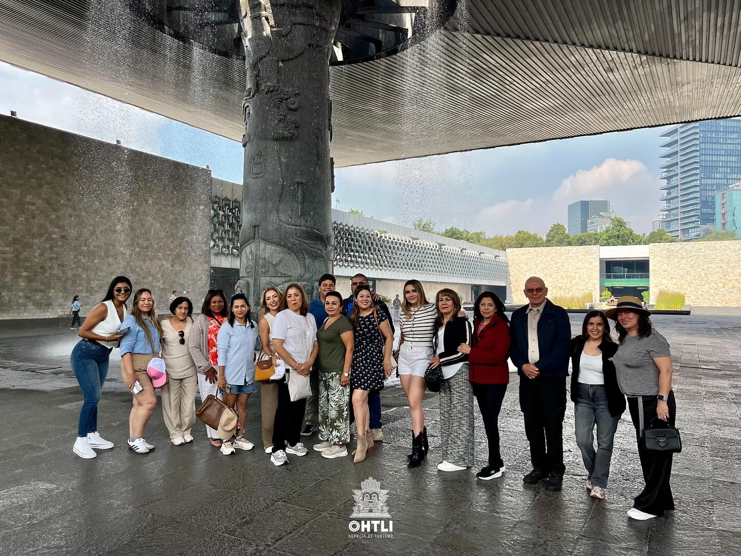 ¿Listo para un viaje por la historia y la grandeza de México? 🇲🇽✨
En el Museo Nacional de Antropología descubrirás los tesoros más valiosos de nuestras culturas:
🏺 las piezas del México prehispánico
🗿 la majestuosa Piedra del Sol
🪶 el penacho de Moctezuma
y salas que cuentan la historia de nuestras raíces hasta la actualidad.
Un lugar único donde el pasado cobra vida y el conocimiento se convierte en experiencia.
📍 Ubicado en el corazón del Bosque de Chapultepec es una visita imperdible para turistas y mexicanos por igual.
👉 Ven, aprende, disfruta y déjate maravillar por el museo más importante de Latinoamérica.
✨ ¡Tu viaje por la historia comienza aquí! ✨
Reserva tu visita o pide informes a nuestro What’s App
wa.me/525549342803
Nuestra web www.guiasdeturistasmexico.com
#guiasdeturismo #guiasdeturistas #guiasdeturistasmexico #mexico #touristguide #visitmexico #mexicocity #fyp #fypageシ゚ #parati #conocemexico #mexico🇲🇽 #mexicomagico #mexicotravel #museos #arqueologia