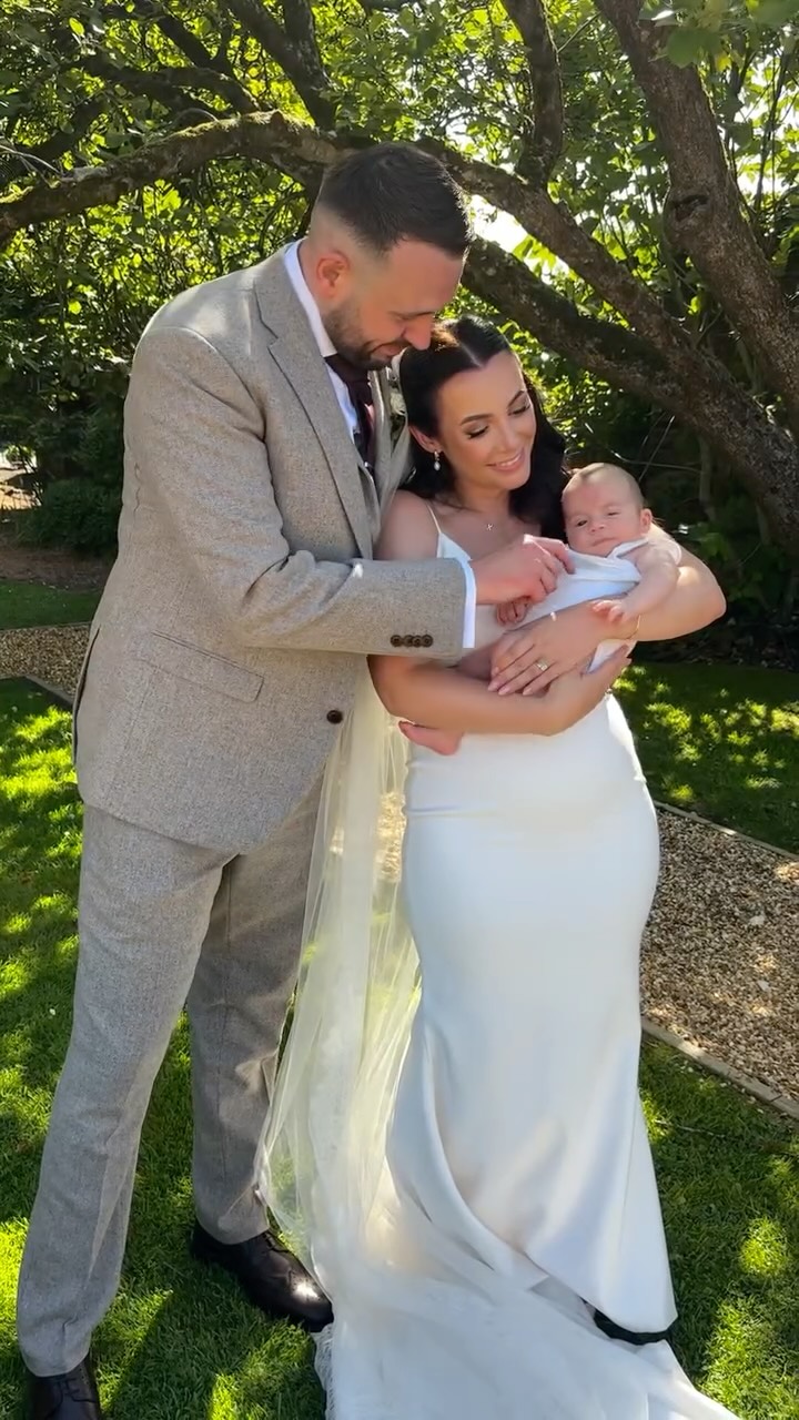 MR & MRS HAMER
12.07.2025
🕊️
A forever thing 💌
What a simply stunning day for this beautiful pair, I really can’t wait to share more.
The biggest congratulations to you both🤍
Couple @chlohamer @alexjhamer92
Venue @riverbarnweddings
Event planner & decor @serendipityevents_uk
Photography @tomrichardsonweddings
Flowers @roseandbloomlytham
Dress @thewhitegallery
Makeup @scarlettfeathersmakeup
Hair @hairbyalexjade