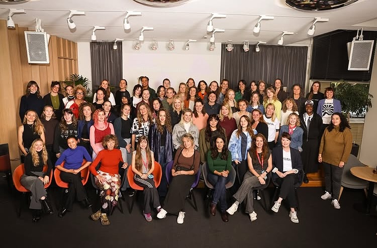 Met allemaal inspirerende vrouwen uit de film- en televisie-industrie ontbijten is geen straf. Dank @bumamusicinmotion, @vrouweninbeeld en @nederlandsfilmfestival! Op naar veeel meer vrouwen voor/achter/met de camera’s 💫