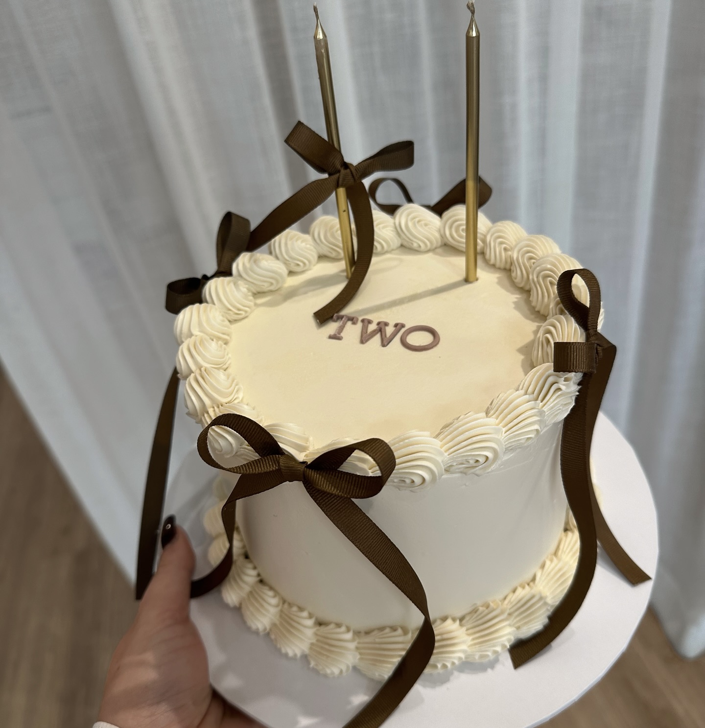 🤎 TWO 🤎
Today we celebrate 2 years in business, and I honestly can’t believe how quickly the time has gone. What started as a dream has grown into something so much bigger than I ever imagined.
These past 2 years have been filled with highs and lows, lessons, growth, and so many moments that I’ll never forget. Im so grateful for every client who has walked through our doors, the friendships formed, the support from family and friends.
Thank you for choosing us, for trusting us, for supporting us through the big moments and the everyday visits.
Your loyalty and love mean more than words, and we would not be here without you.
And of course our incredible team, YOU are the heart of this business.
Your talent, dedication, and the way you show up every single day inspires me more than I can say. I’m so proud of what we’ve built together and so grateful to do this alongside you, we have the best team, you are so loved and appreciated, I couldn’t do this without you 🥹
Here’s to the past 2 years and the many more to come!
We’re just getting started 🫶🏻🫶🏻🫶🏻