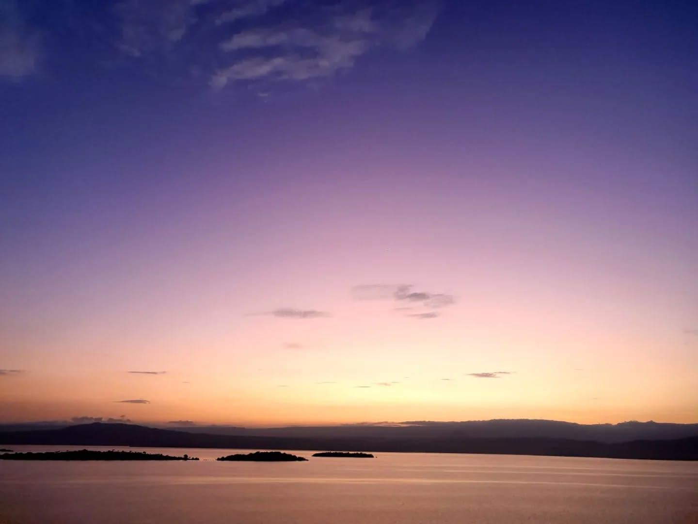 Sunrising in the East over Lake Baringo. #sunrise #greatriftvalley #lakebaringo #islandlife