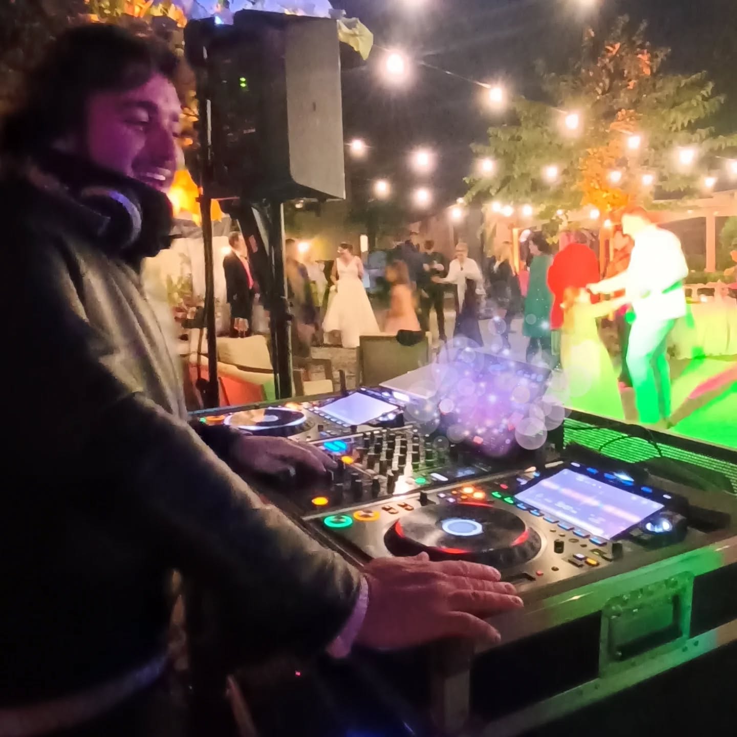 Musica a tutte le ore, tutti i giorni ed a tutte le temperature 🎧🎧🎧🎉