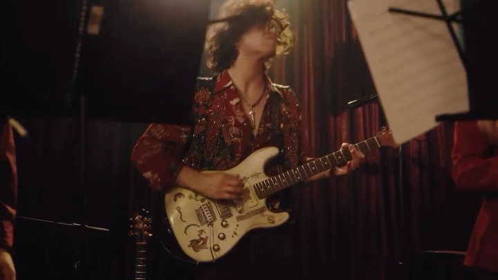 NOW SHOWING: “Requited Love” by Fanny Ray and the Sinners Symphonic!
Vocals: @katyoureon
Flute: @fluterama
Clarinet: @dwright650
Guitars: Trent Steinberg
Drums: @jamo_gerrard
Bass Guitar and Harmonica: @dannyfrommiami2
Violin: @josephviolinsta
Viola: @audreygraceswank
Violoncello: @steven_a_schumann
Composed by: Trent Steinberg
Recorded by: @joelfromnashville
Mixed by: @fknsamuel
Director: @jamo_gerrard
Producers: Trent Steinberg and @dannyfrommiami2
Director of Photography: @joticed
Gaffer: @sloanscroggin
B Camera Operator: @jomosadler
Makeup by: @vis.sfx
#independentartist #classicalmusicians #musicvideos #musicaltheater #nashvilleband