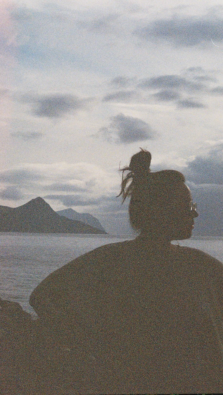 More photos, more videos, more memories ✨ Trying to be better about capturing it all so I can look back one day and feel the joy twice. It feels good to hold onto the little things… hope you don’t mind me sprinkling them here too 🤍