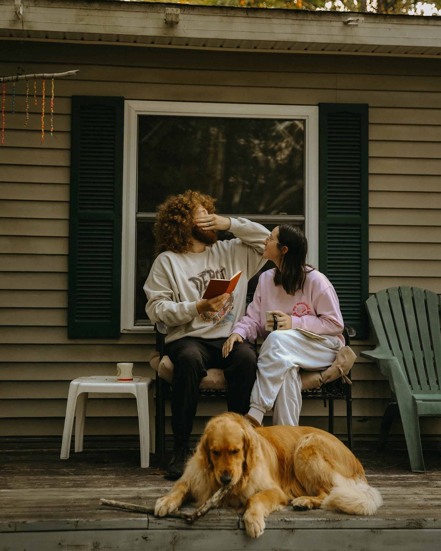 Blown away by Haley and Adam’s backyard wedding at grandmas place up north… it was such a beautiful day. I have so many more to post but for now, a small preview of their vows over coffee before the day gets going 🤍🥹
#weddingphotographer #authenticlovemag #cinematicweddingphotography #candidweddingphotography