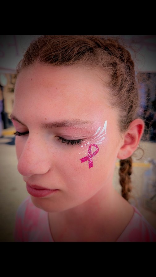 πππ Pink Pumpkin Run 2025 πππ
One of my favorite events of the year! So much joy, so much pink, and so much heart. π
Every dollar raised goes right back to supporting people in our own community facing breast cancer.
Huge thanks to @prismandpalettefacepaint for the extra help today! π
#pinkpumpkinrunhartford #slingerfacepainter #facepainter #ColorPopFacepaint #hartfordwi #breastcancer #breastcancerawarenessπ #breastcancerawarenessmonthπ #pinkpumpkinrun
