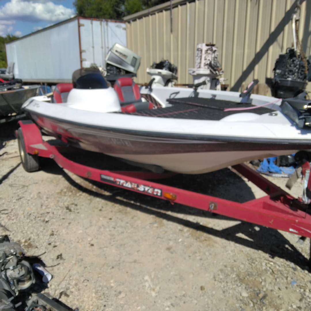 1998 nitro restored completely with hydraulic steering boats rated up to 150 HP. $2500