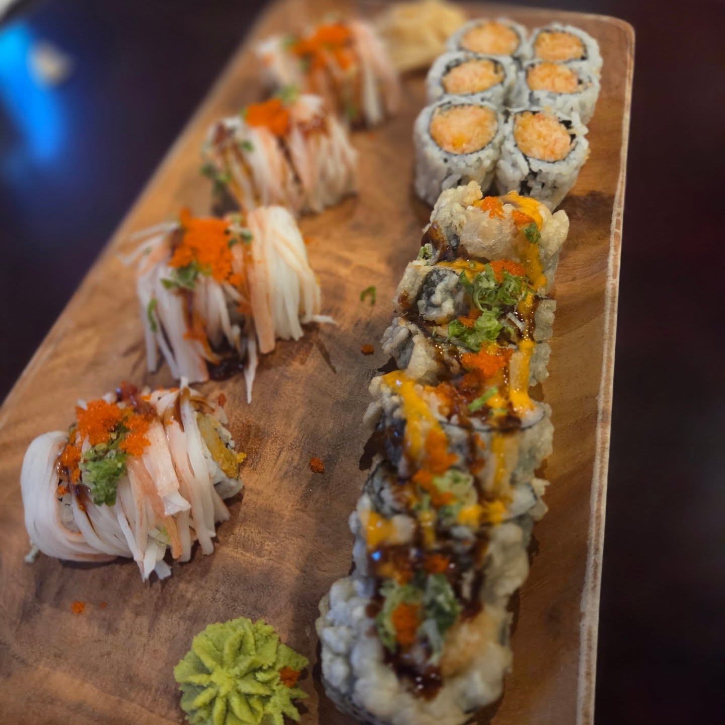 Always looking for good sushi. Spicy Crab (Top Right), Blue Ridge Roll (Left), and Godzilla Roll (Bottom Right). @champathaiandsushi
#sushi #roll #sushiroll #wasabi #crab #tuna #scallop #spicycrab #spicytuna #spicyscallop #spicy #munchandmeanderwnc #munchandmeander