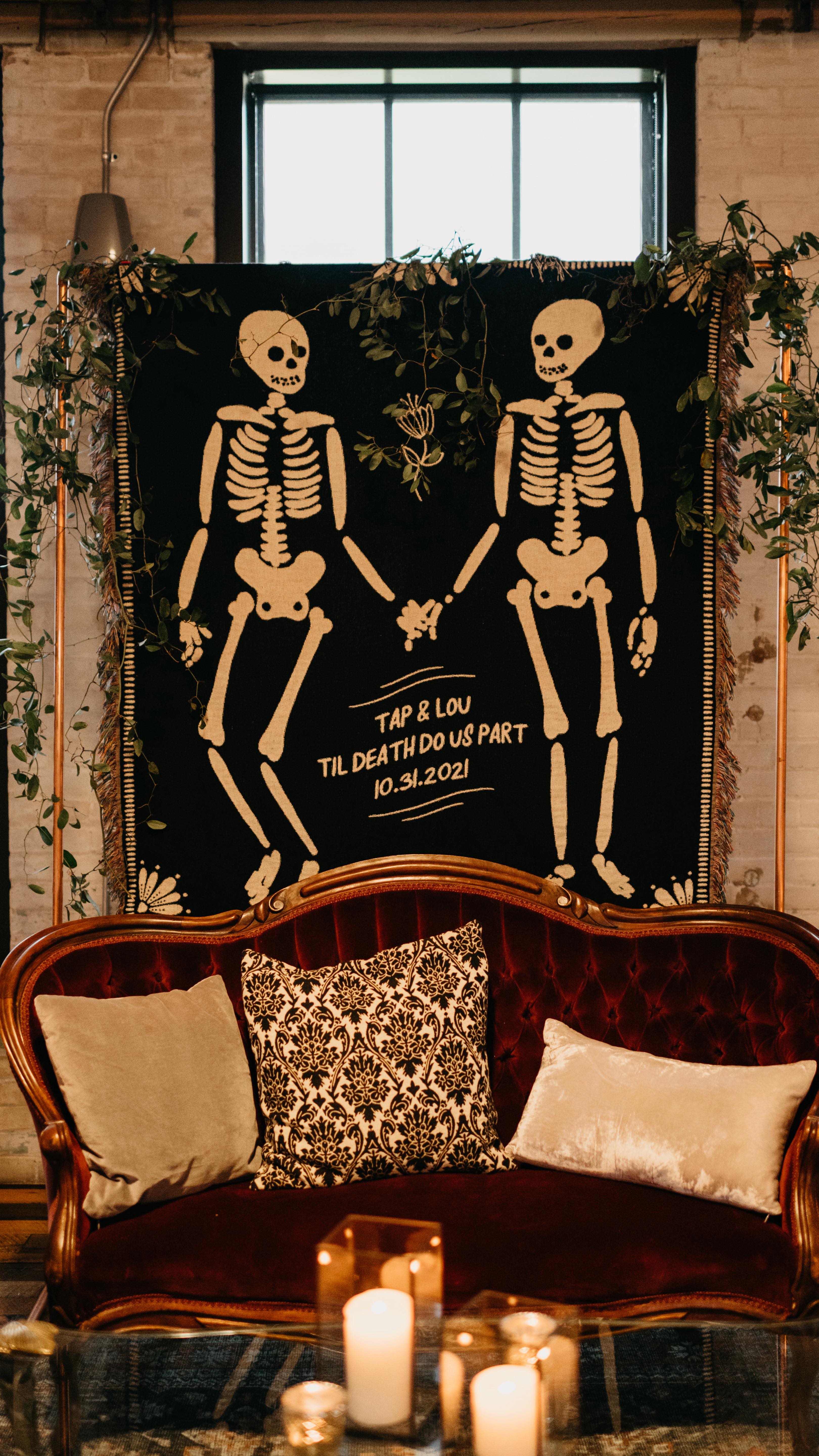 As spooky season creeps in, it’s time to stir up some wicked inspiration! Planning a Halloween bash? 🕸️🎃From eerie tablescapes to hauntingly chic décor, we’ve got all the rentals to make your party a ghoulishly good time! 🕯️🖤👻
#SpookySeason
#HalloweenVibes
#SpookyStyle
#OctoberMagic
#BooCrew
#HauntedHappenings
#TrickOrTreatYourself
#AutumnAesthetic
#FallDecorInspo
#HalloweenPartyIdeas
#EventDesign
#TablescapeGoals
#EventStyling
#PartyInspo
#EventRentals
#EventPlannerLife
#StyledTable
#LuxuryEventDesign
#MichiganEvents
#southwestmichigan
#WhiteDahliaEvents