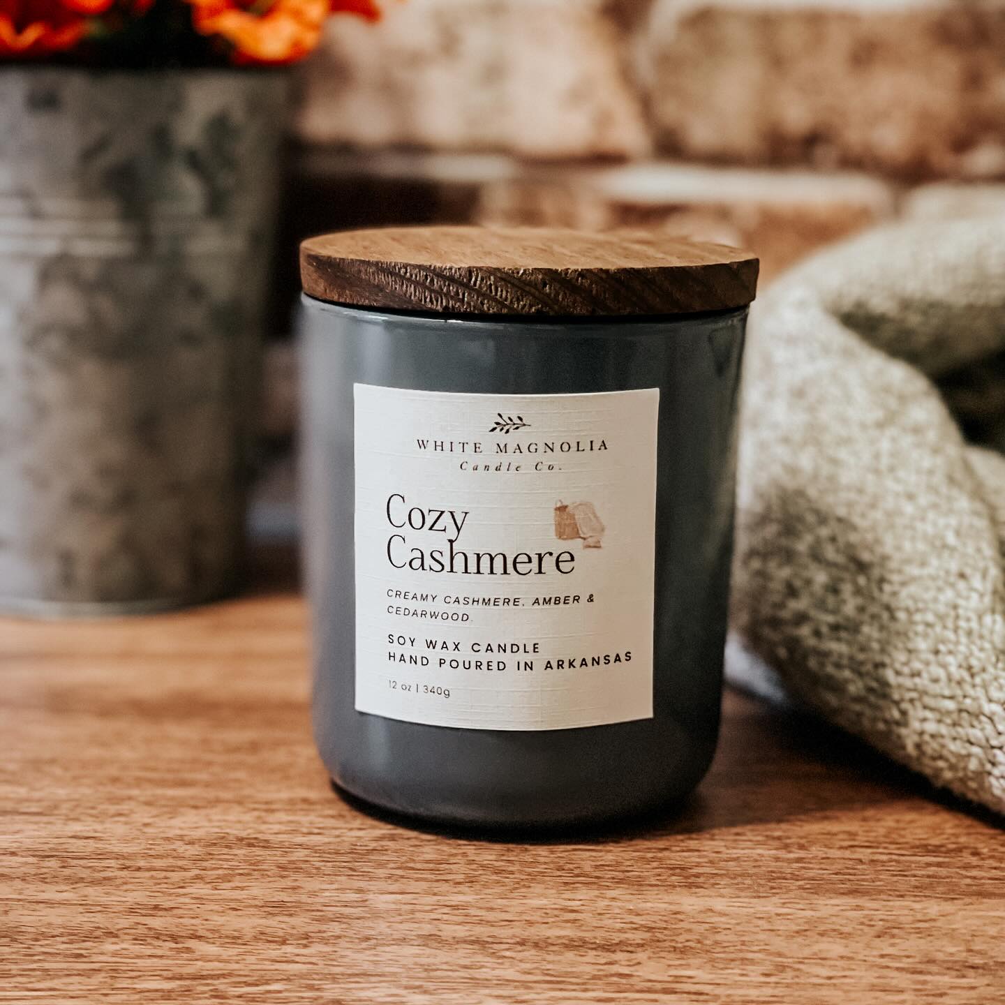 Cozy Cashmere Scented Soy Candle
Creamy Cashmere, Amber & Cedarwood
Each candle is made with 100% Natural Soy Wax & hand-poured into a reusable jar. We only use lead-free cotton wicks & phthalate free premium fragrance oils, infused with essential oils. No other dyes or chemicals are added.Â
12Â oz. candle burns approximately 75Â hours
www.whitemagnoliacandlecompany.com
