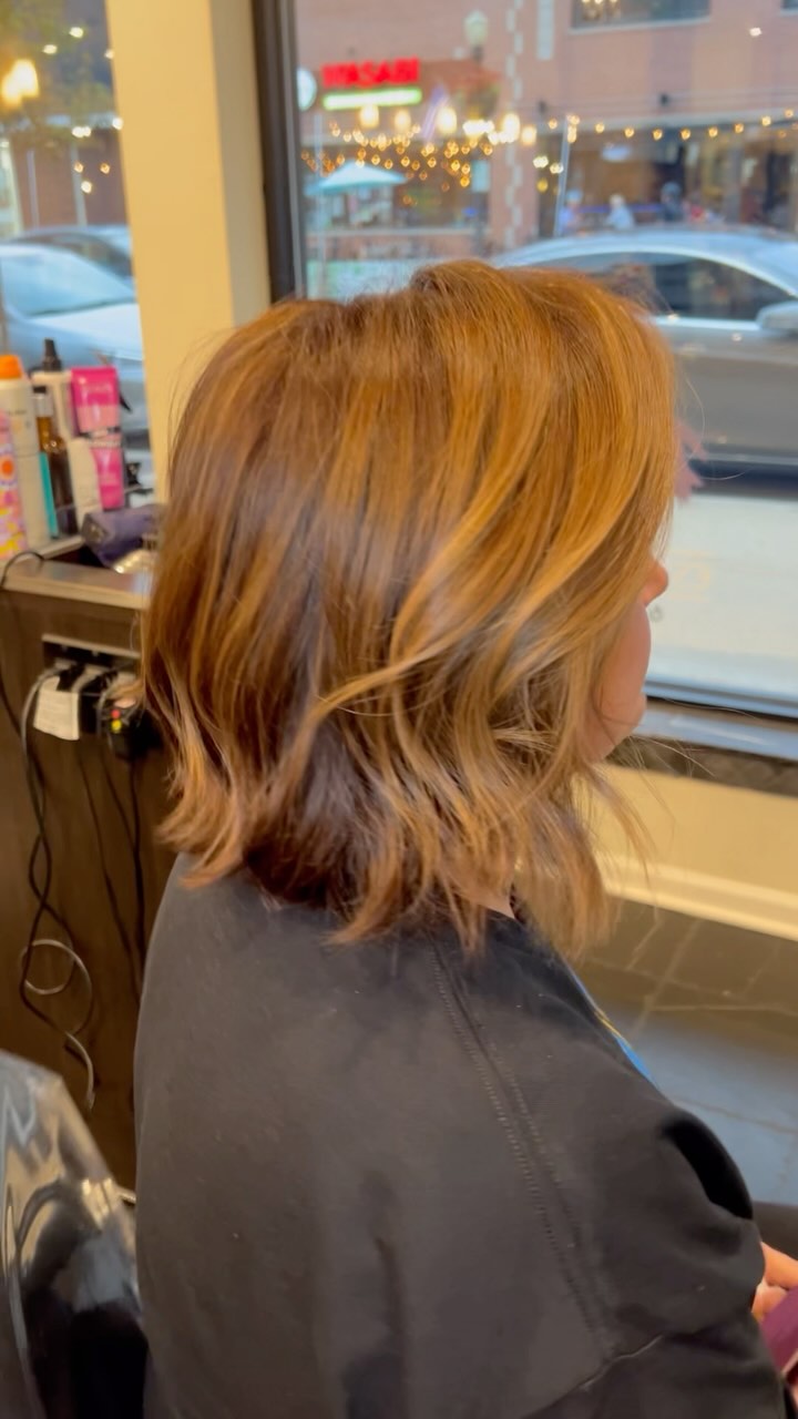 ππ§‘π€ Fall refresh! Pumpkin spice & new hair thatβs nice π Color & cut by Nichole
#Hair #Salon #DownersGrove #Fall #ShortHair