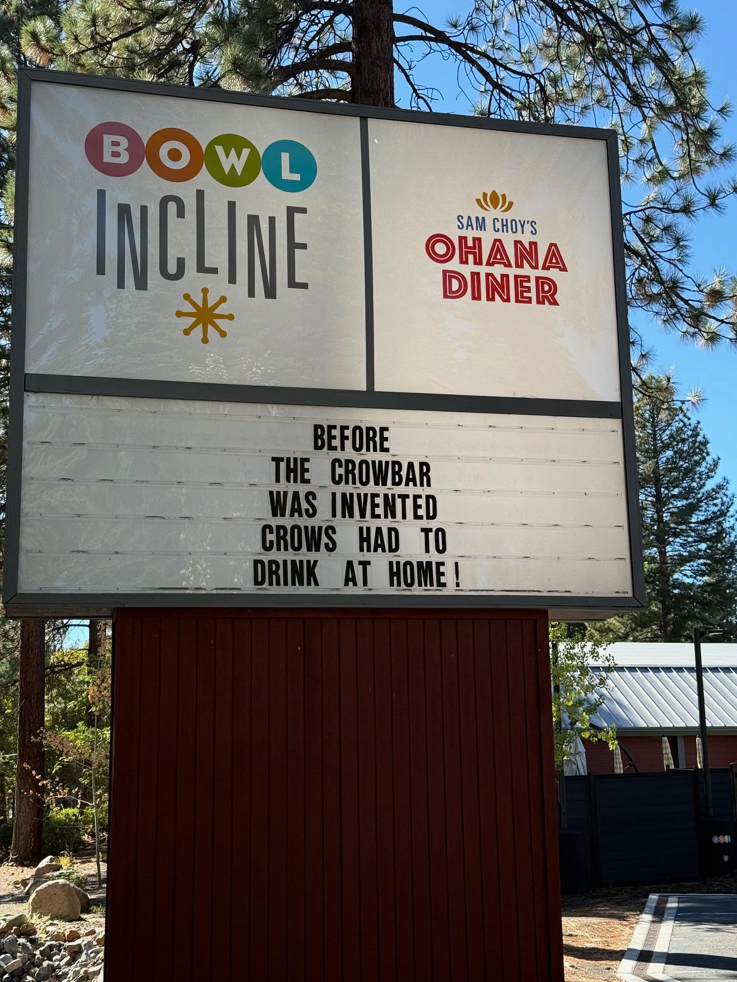 Before the crowbar, crows drank at home. Now they flock to Bowl Incline & Sam Choy’s ʻOhana Diner!!!! 🤣🪶🍹#bowlinclinehumor #dadjokes #laketahoe #keeptahoeblue #keeptahoefunny #tahoeeats