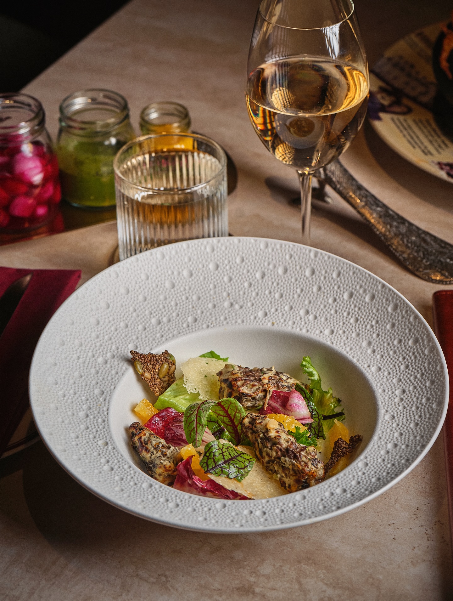 A bite of the Himalayas, plated in gold.
Earthy Kashmiri morel mushrooms — hand-stuffed with a delicate cheese and nut filling — meet crisp textures and citrus notes in a dish that redefines indulgence.
A rare delicacy, reserved for those who appreciate the finer side of flavor. ✨
📍 Available exclusively on our Gold Menu
📞 +66 2 658 7077 | +66 88 642 4477
📍 Park Plaza, 9 Sukhumvit Soi 18