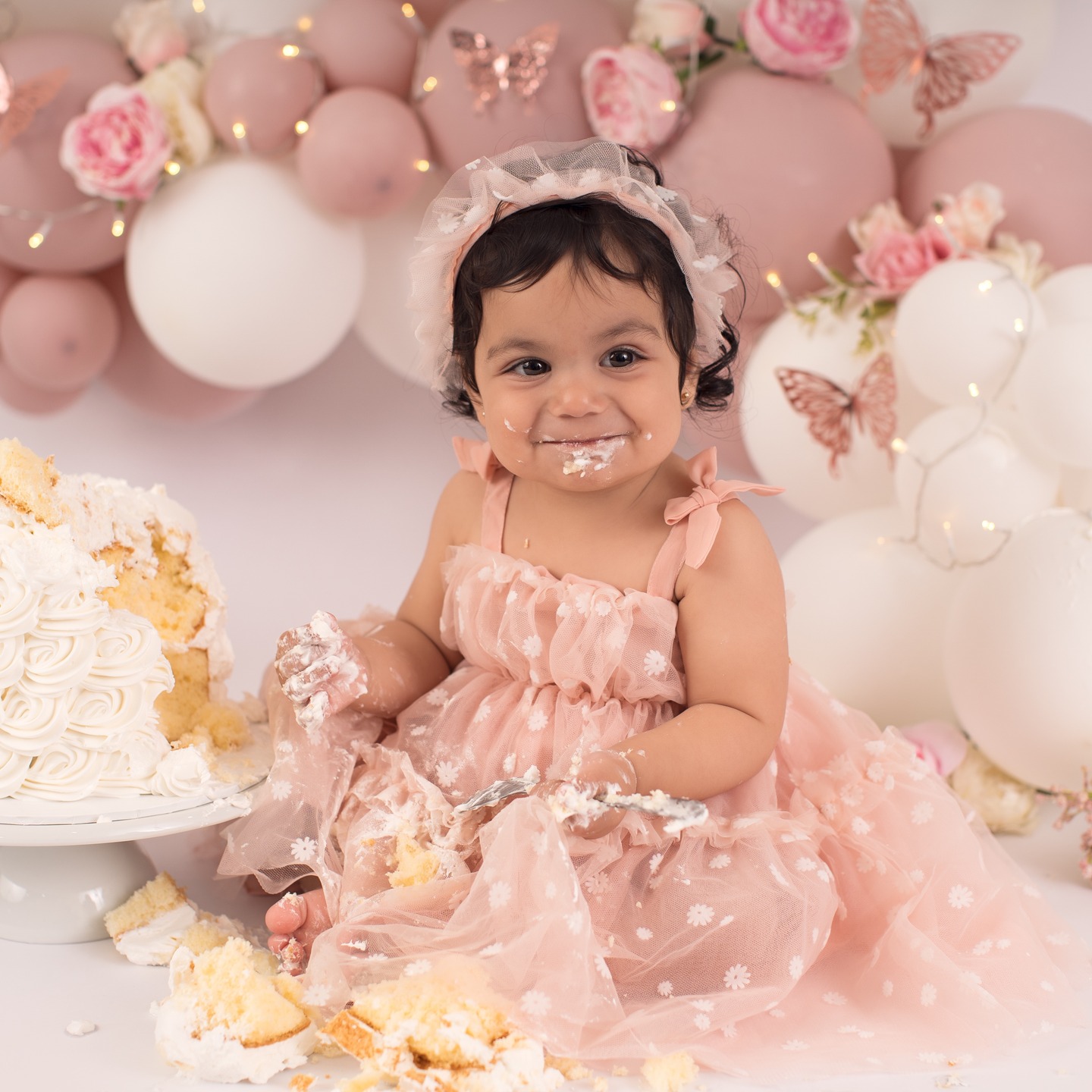 Sydney Cake Smash Photography
www.firstmomentsphotography.com.au
✔️Range of Cakes & Decorations Included
✔️High Resolution Images Included
✔️Option to add on Bubble bath & Family portraits
If you would like more information regards our package and pricing send us a DM or email
info@firstmomentsphotography.com.au
Studio Location: James Ruse Dr, Granville NSW