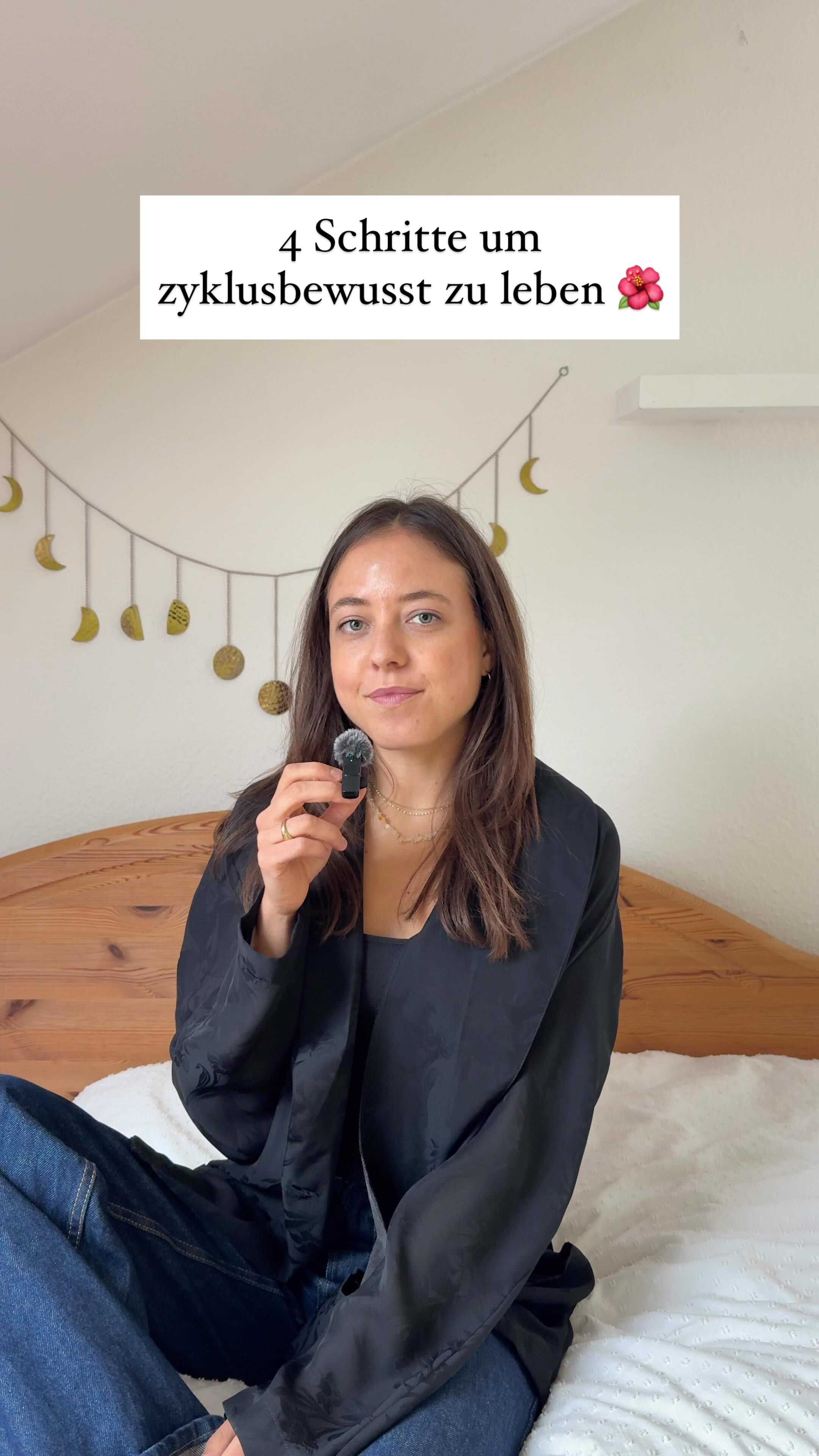 Kommentiere „Feminine Flow“ und tauche ein in die Welt des Zykluswissens. ✨
Zyklusbewusstsein ist keine komplizierte Wissenschaft - es ist ein Weg zurück zu dir selbst. 🔑
Es darf leicht sein - ohne Druck, ohne den Anspruch, dich zu optimieren. Wenn du im Einklang mit deiner natürlichen Rhythmik lebst, musst du nicht länger gegen dich selbst ankämpfen. Du findest zurück in deinen ganz eigenen Flow!
Und das kann dein Leben auf eine tiefe, transformative Weise bereichern. 🥰
Zumindest hat es meins!
Deine Jana Noel
#zyklusbewusstleben #zyklusbewusstsein #frauengesundheit #weiblicheswohlbefinden
#zykluscoaching #zykluswissen