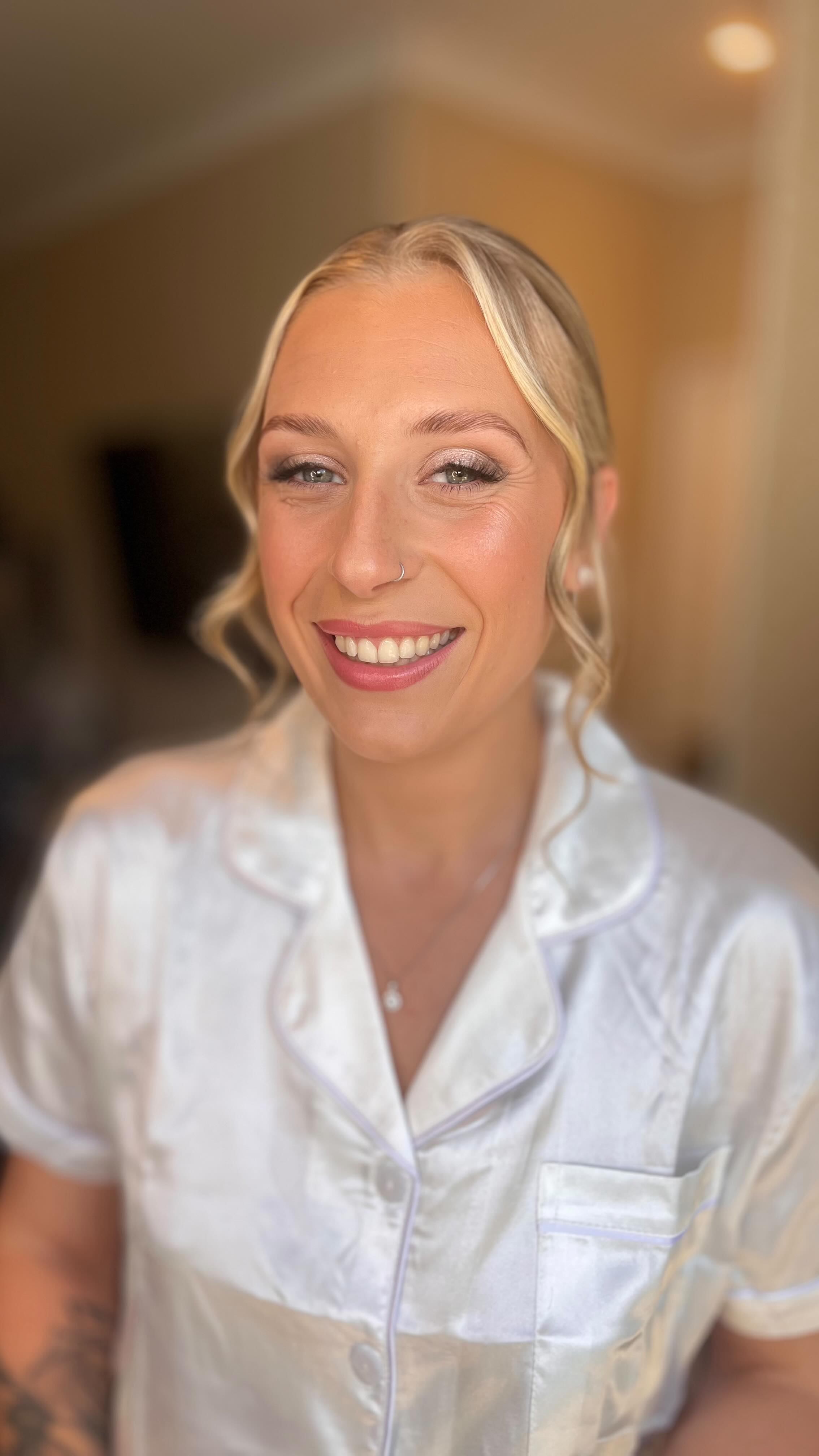 ✨ Bridal glam for the beautiful Harley ✨
This look was extra special to create as I’ve known Harley for years through her twin sisters, Kelly and Leanne, who I went to school with.
It was such a lovely full circle moment to be part of her wedding morning and create her soft, radiant bridal glam 💍🤍
Glowing skin, timeless tones and a look that enhanced her natural beauty perfectly.
Bridal Hair by - @milliew_hairstyles
#bridalmakeup #softglambride #bridalglam #dorsetmakeupartist #glowingbride