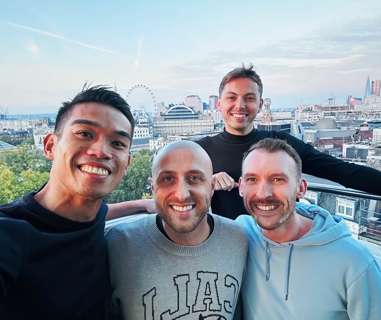 Last preparations are underway!
Our tournament organisers final meeting before the London International 2025 next week! Making sure everything is perfect for all the players! šš¬š§šø
We're looking forward to welcoming all our friends coming from across the UK and Europe to what we hope will be a great tournament full of fun, friendships, and competition.
š³ļøāšš³ļøāā§ļøš¦š½š§š»š³š±š“ó §ó ¢ó ³ó £ó “ó æš“ó §ó ¢ó ·ó ¬ó ³ó æš¹šš·š“šµš¾šÆšµš®š³š©šŖšØšµšØšš®šŖš«š®šŖšŗ
#LondonInternational2025
#lgbtcommunity
#lgbtsports
#badminton
#goslingslondon