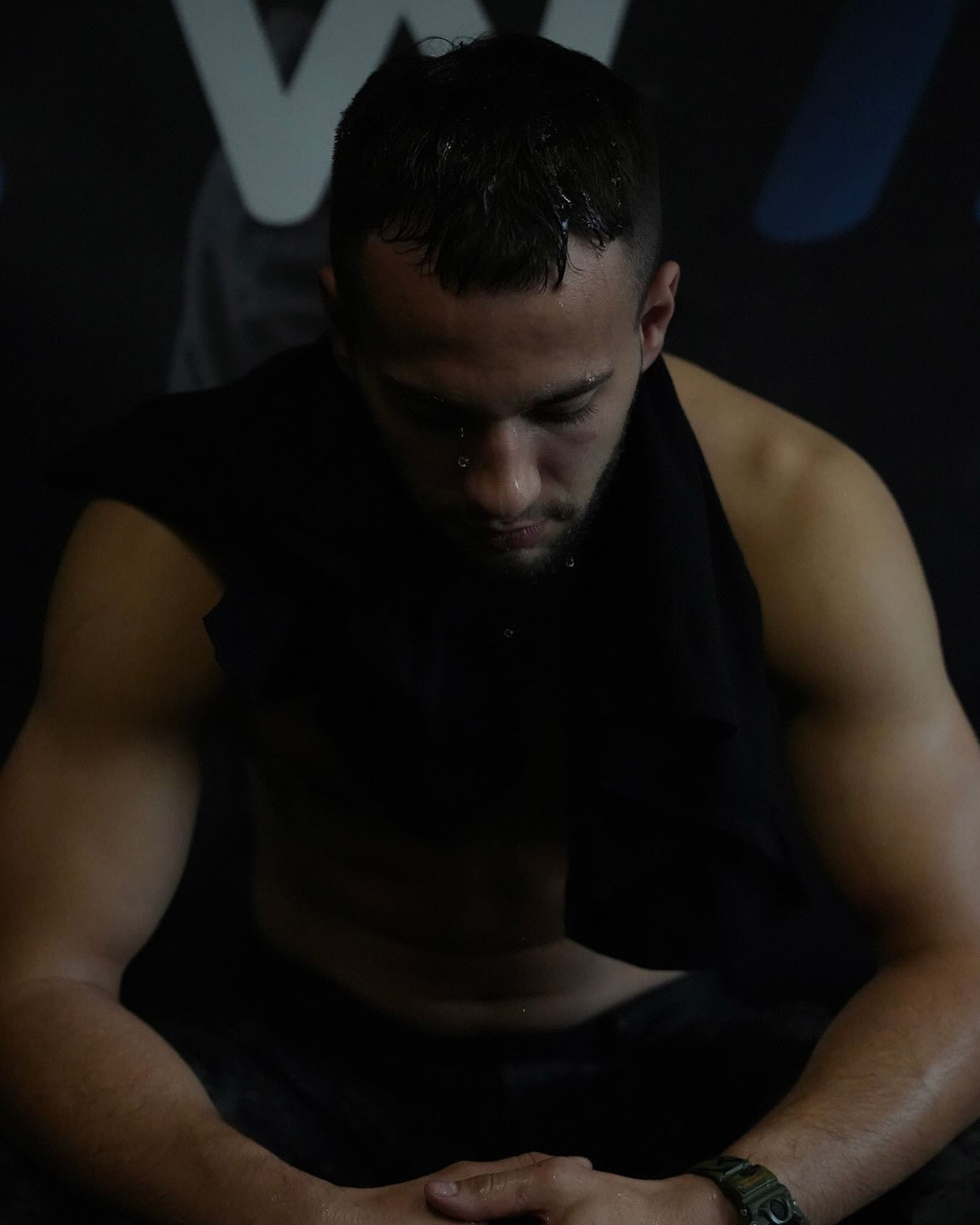 Krav Maga to prawdziwa walka💥
To ciężki trening, pot, zmęczenie i zmaganie się z własnymi ograniczeniami.
Każdy cios, każdy upadek to lekcja siły i wytrwałości🥊
Nie chodzi o pokazy ani aplauz, chodzi o sprawdzenie, na co naprawdę Cię stać.
#kravmaga #samoobrona #bezpieczeństwo #siła #km #trening #warszawa