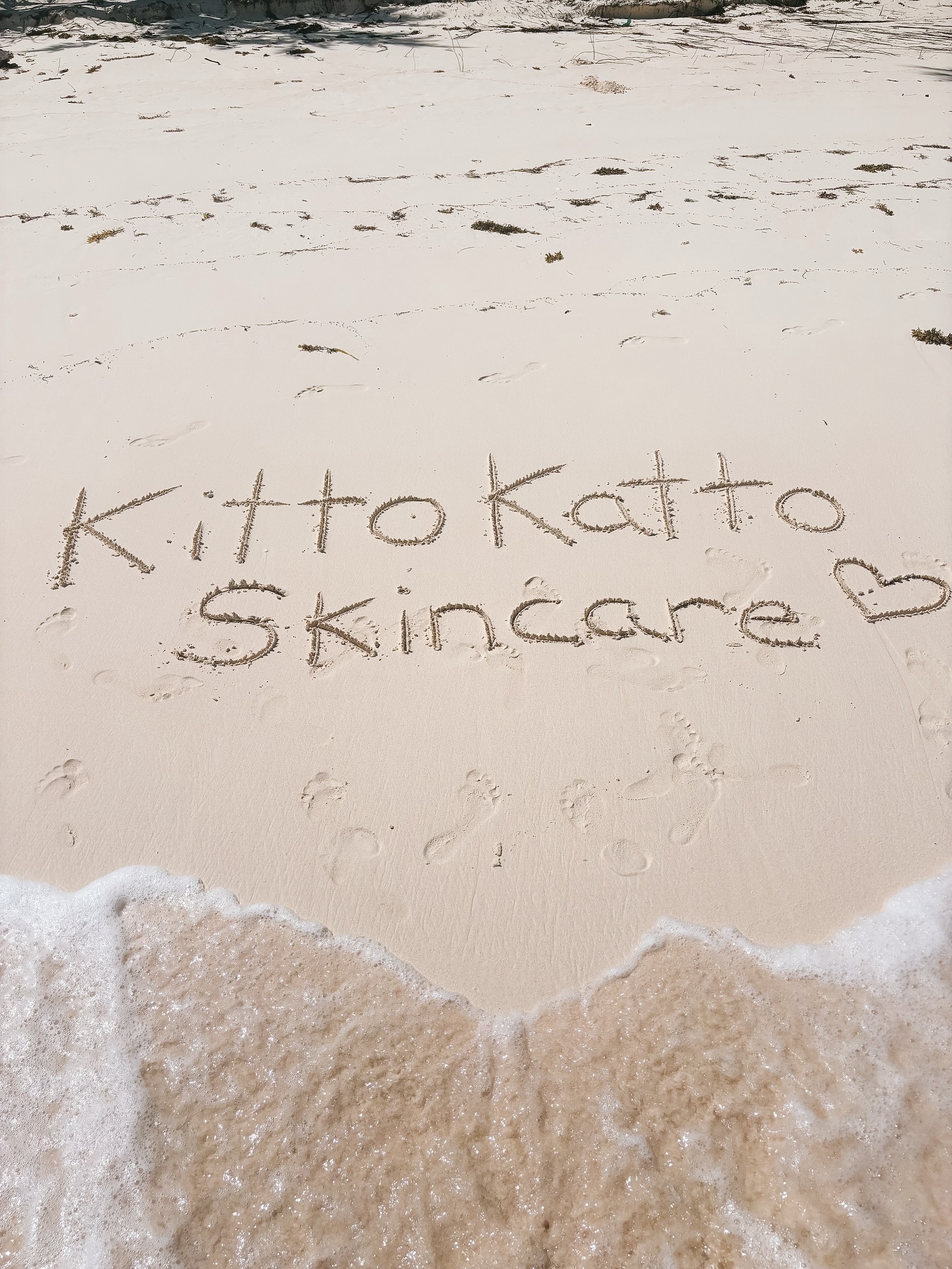 Kitto Katto Skincare at Unicorn Cay Beach on Eleuthera 🏝️👙☀️
We love this pic - Happy Friday everyone!
#bahamas #eleuthera #happyfriday #beachvibes #esthetician #denveresthetician #travel #coloradomedspa