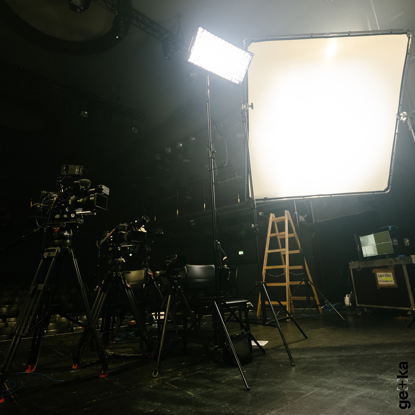 10 Jahre Klanglicht Dokumentation - ein Herzensprojekt!❤️🔥
Ein riesiges Danke an alle Beteiligten vor und hinter der Kamera🙏🏻
📺 Montag, 13. Oktober | 23:24 | ORF 2
📲 Oder ab sofort auf ORF ON
#gekafilm #dokumentation #klanglicht #klanglichtgraz #behindthescenes #ochoresotto #sony #cinematography