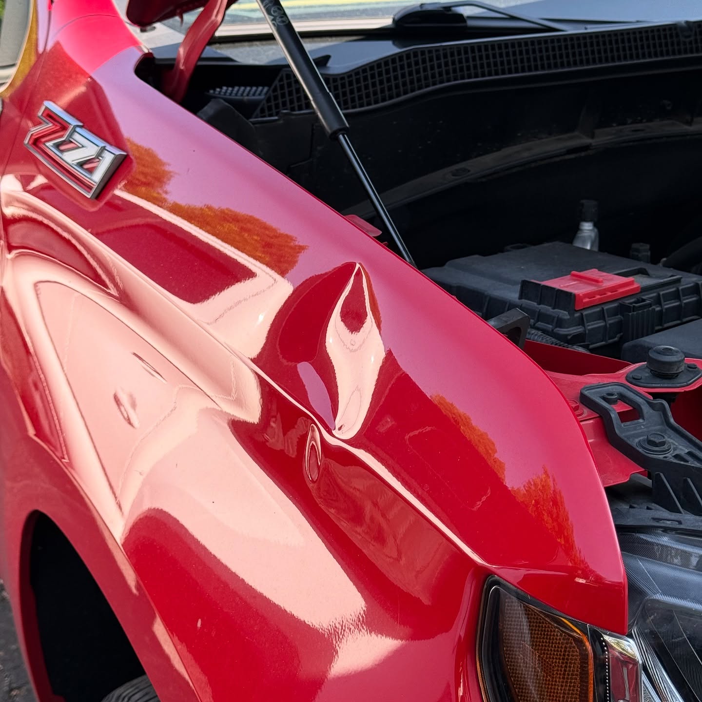 Deep fender smash! But luckily this panel was saved with paintless dent repair in only a few hours instead of days/weeks in a body shop
No need to call the body shop!
Mobile Paintless Dent Repair has you covered!
Skip all the hassle save yourself some time and money with PDR and 👇🏽
📱Call/Text photos to (909)660-1286
💻 www.Dentstarfirst.com
✅ Estimates generated using Standard PDR Price Guide app @mobiletechrx
🔹5 ⭐️ Google rating
🔹Home or Work. I come to you!
🔹no repainting
🔹no fillers
🔹done in hours not days
🔹inland empire/OC/LA
#paintlessdentrepair #pdr #dentremoval #dentrepair #auotpdentrepair #pdrtech #fontana #upland #rialto #riverside #ie #inlandempire #ranchocucamonga #autorepair #smallbusiness