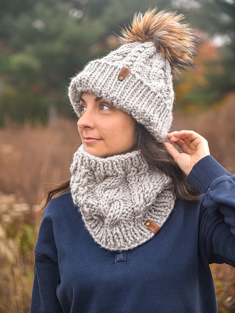 Just in time for our HOLIDAY SALE, the Portland Cable Knit Scarf is NOW available on our website!
❄️Holiday Sale 15% off your entire purchase with promo code: HOLIDAY15
❄️ 10% of all sales will be donated to
GOOD NEIGHBORS CUYAHOGA FALLS
Assist families and individuals in need with groceries, clothing, household items, Christmas gifts, and school supplies.
&
HUMANE SOCIETY OF SUMMIT COUNTY PET
FOOD PANTRY Distributes thousands of pounds of pet food to local families in need.
Holiday sale cannot be combined with any other promotion or discount. Sale valid Friday, Nov. 14 - Sunday, Nov. 16 at 11:59pm EST
#knitscarf #cozyknitwear #scarfseason #cableknit #holidaysale #holidaygiftideas #modernknitwear #shopsmallthisholidayseason #ohiomade #ohioboutique