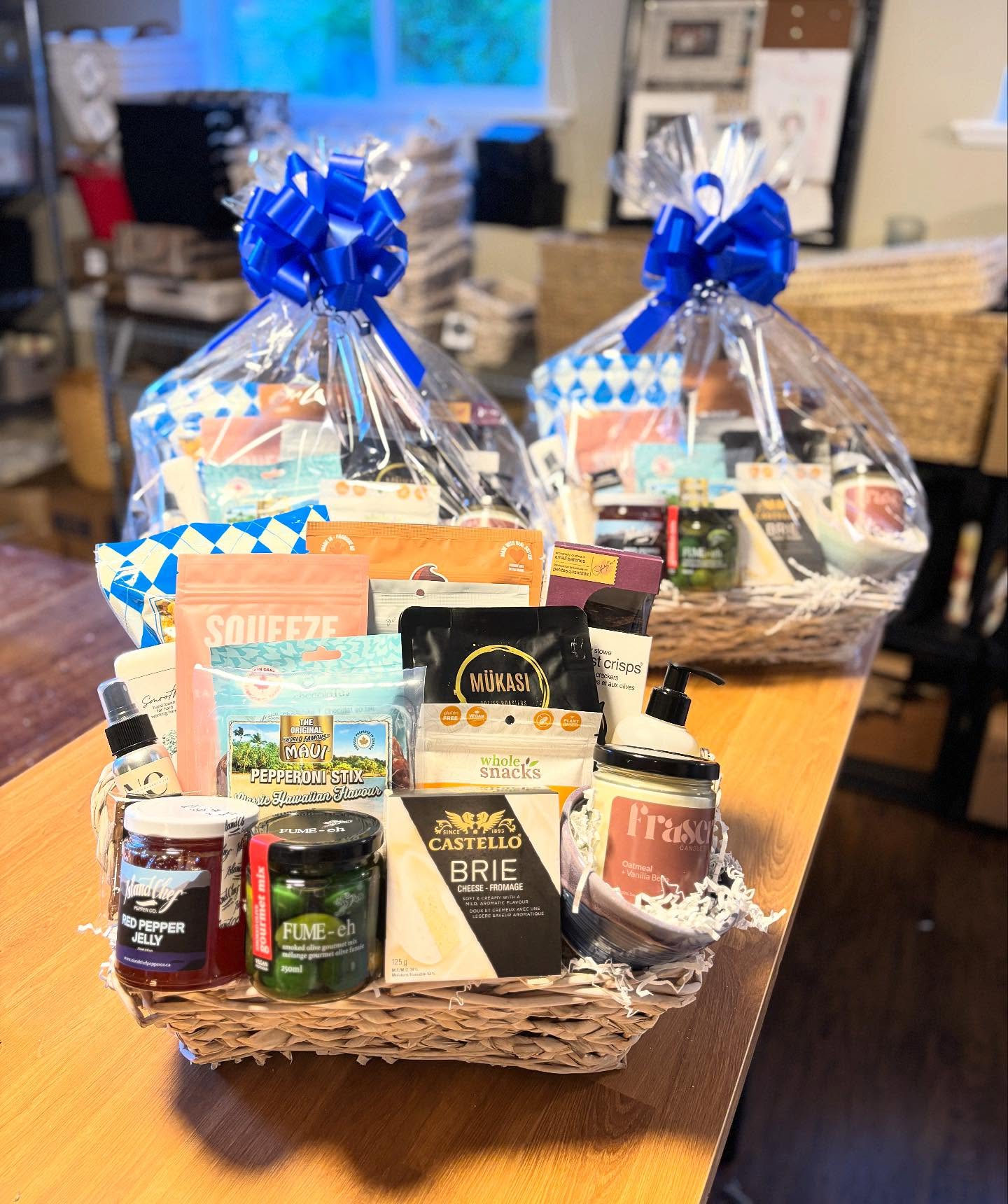 These gifts were created using the Create Your Own Gift option, each one filled with delicious British Columbia treats. Yum!
#FraserValleyBasketCo #CreateYourOwnGift #CorporateGifts #ClientGifts #RealtorGifts #RealEstateGifts #ThankYouGifts #ClosingGifts #CanadianMade #ShopLocalBC #SupportLocal #BCMade #GiftBaskets #GourmetGifts #ArtisanGifts #GiftIdeas #MadeInBC