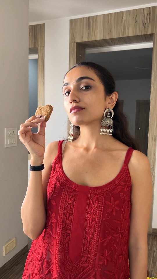 Say goodbye to snack guilt! 👋 Our BoMast Cookies are the perfect partner for your busy lifestyle.
From quick energy boosts at the office to a travel-friendly treat on the go, we've got you covered with clean ingredients and a bo-mast crunch.
🚫 Maida-Free Cookies
🚫 No Refined Sugar
✅ High Protein, High Fiber
✅ Calcium & Iron Enriched
Grab a box of your favorite healthy cookies and taste the difference a clean snack makes! Which flavor are you trying first: Ragi Oats, Almond Oats, or Chocolate Cashew? 🍪
Shop On - www.bomastcookies.com
#HealthyCookies #MaidaFree #NoRefinedSugar #HighProteinSnacks #BoMastCookies #TravelSnacks #CleanEating