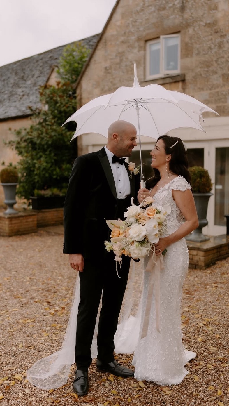 CÉLINE & PAUL
03.10.2025
🤍
What an absolutely stunning wedding at @lapstonebarn 💫
It may have been a rainy day but it definitely didn’t rain on this couple’s parade ❤️
Céline & Paul were such a vibe! So much love between them and their three gorgeous daughters, their energy was amazing.
Totally obsessed with their autumnal colour scheme and florals too! 🍂 All the details were planned perfectly and it really created a magical wedding🧡
I loved capturing your day and wish you a lifetime of happiness 🫶🏻
Venue | @lapstonebarn
Content creator | @forevermorecontent
Photographer | @blonde.shot
Florals | @roxfloral
Dress | @cocoandkate
Stationery | @franbutler_creative
Singer | @chrisslatermusic
Makeup | @suziegeemakeup
Hair | @andrealuellahair