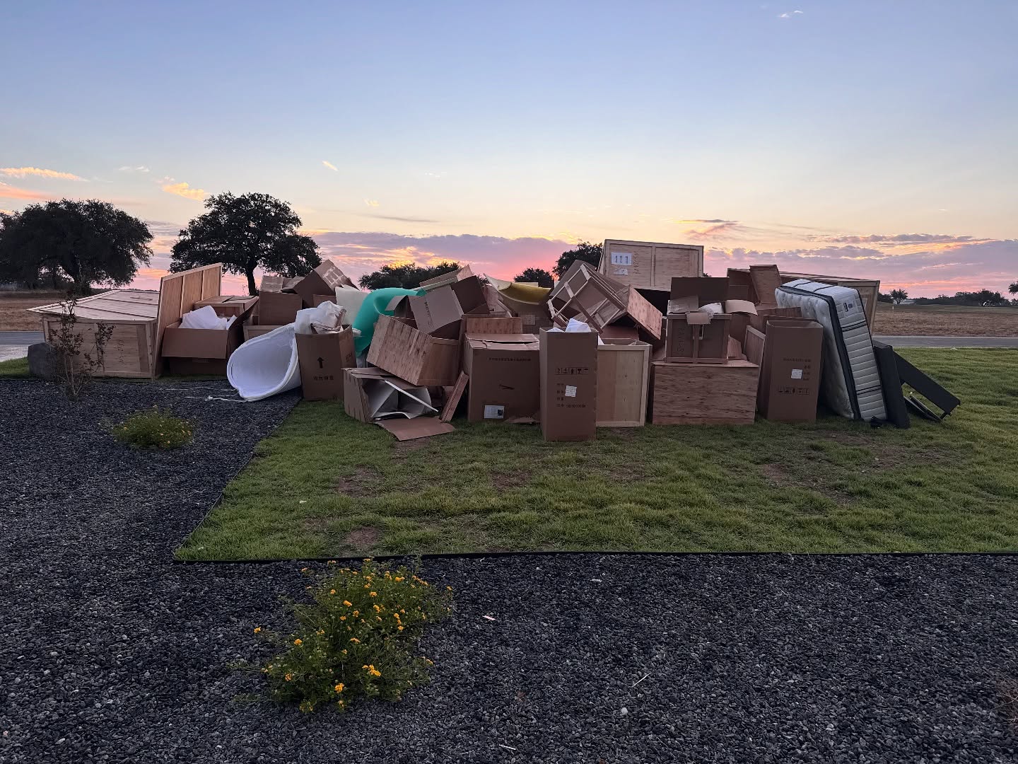 We are the best junk removal team in #Austin. Tackling whatever you throw at us. This was a fun one! #junkremoval #dreamteamđ #dashawayjunkhauling