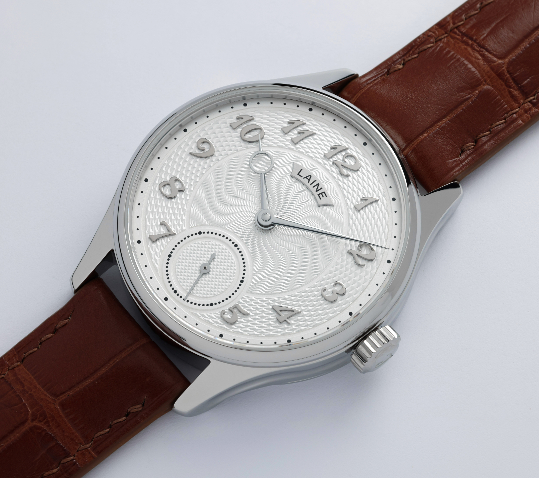 It’s white like snow, crisp like ice, and alive with triple guilloché.😉🌨️
Laine GG3
#custommade #bespoke #guilloche #torstilaine #watchfam #lainewatches #watch #microrotor #swisswatches