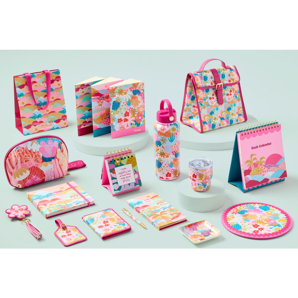 Introducing the OTTO X Rach Jackson collection! a vibrant celebration of colour and creativity with the iconic Australian artist. Explore it now, only at Officeworks @officeworks @rach.jackson.art_
#rachjacksonart #officeworks #stationery #australianartist #australianart #colourful #officedesign