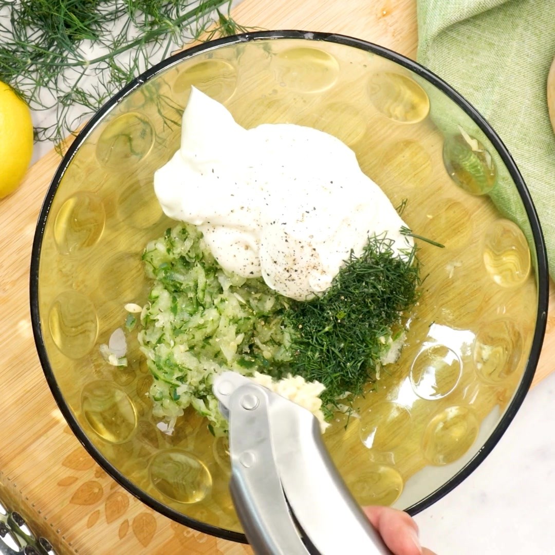 Smoke meets cool.
Fresh dill, real wood, and a slow swirl of garlic.
Hickory Dill brings the depth — even to something as simple as tzatziki.
Save this for your next grill night → Shop Hickory Dill in bio
#TripleSmoke #RealWoodSmoked #CookWithFire #SmokedSpices #FromFireToTable #AlwaysMovingForward #canadianmade